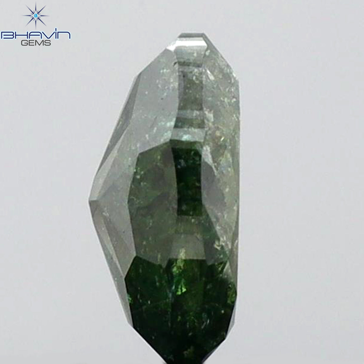 0.72 CT オーバルシェイプ 天然ダイヤモンド グリーンカラー I3 クラリティ (6.48 MM)