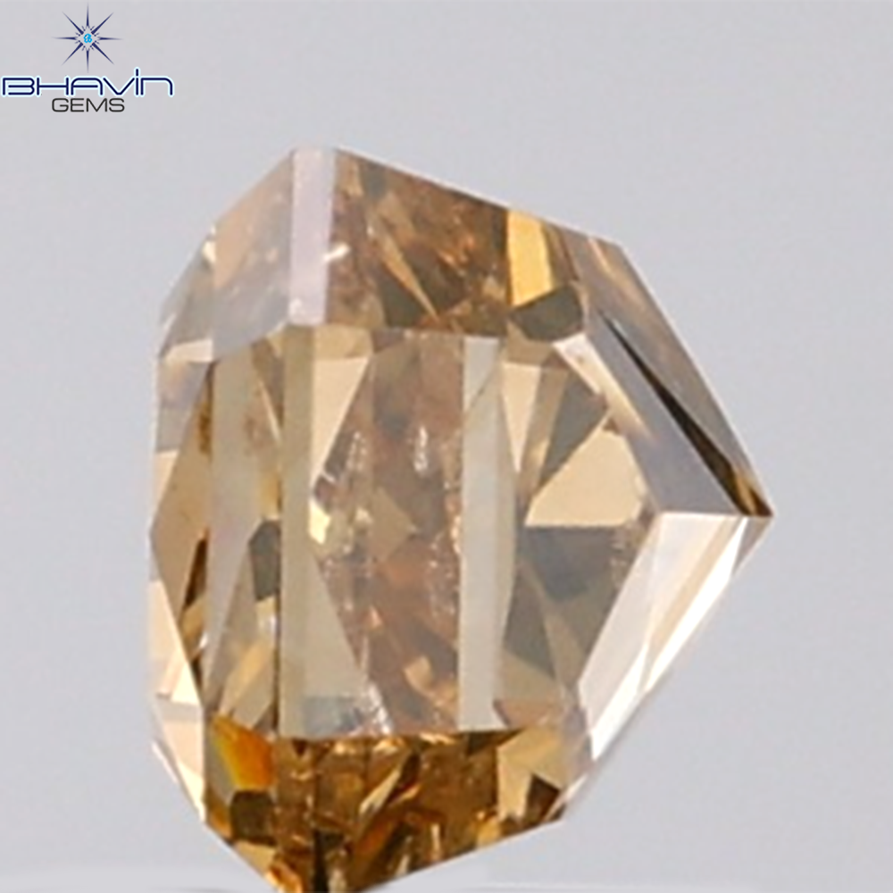 0.12 CT トライアングル シェイプ ナチュラル ダイヤモンド グリーン カラー SI2 クラリティ (3.44 MM)