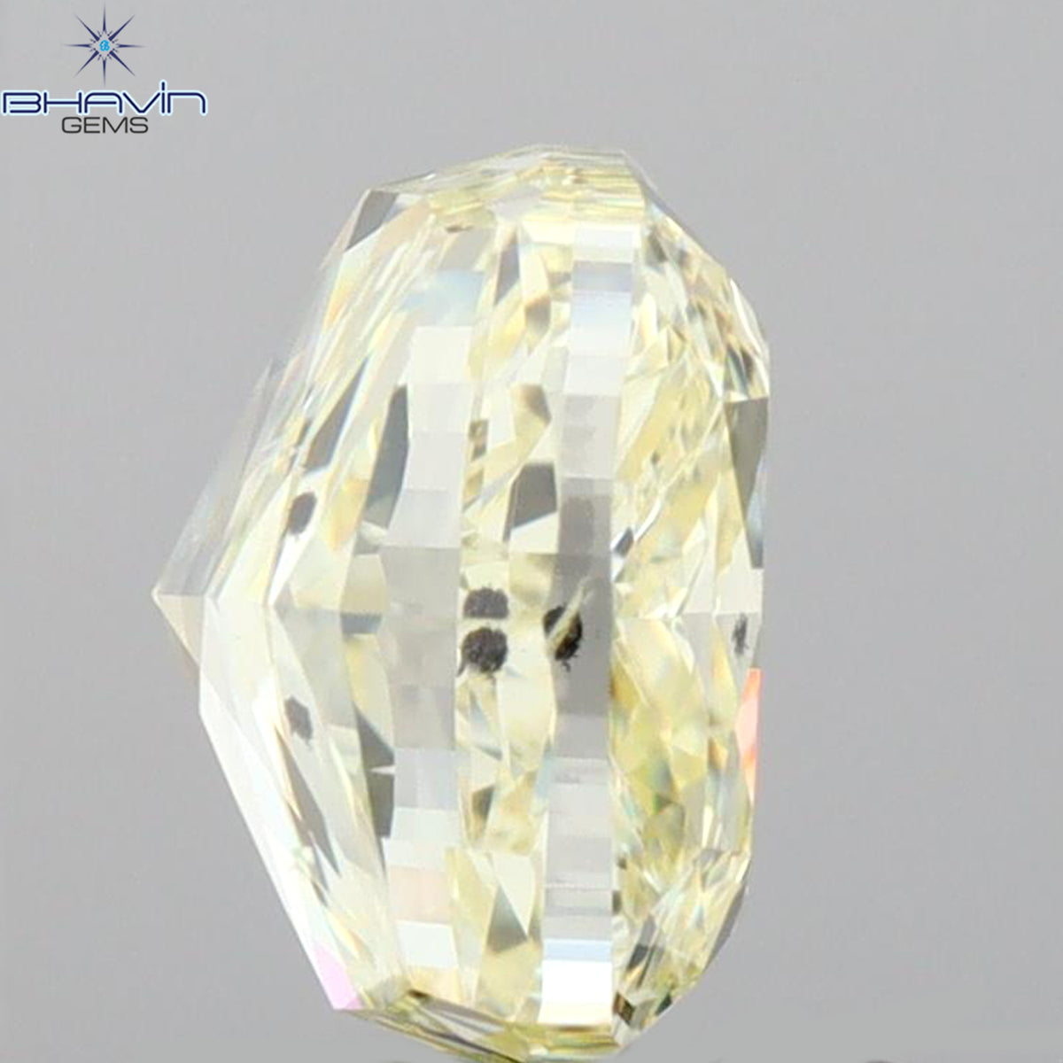 GIA認定 2.01 CT クッションダイヤモンド Y～Zカラー 天然ダイヤモンド SI2 クラリティ (6.96 MM)