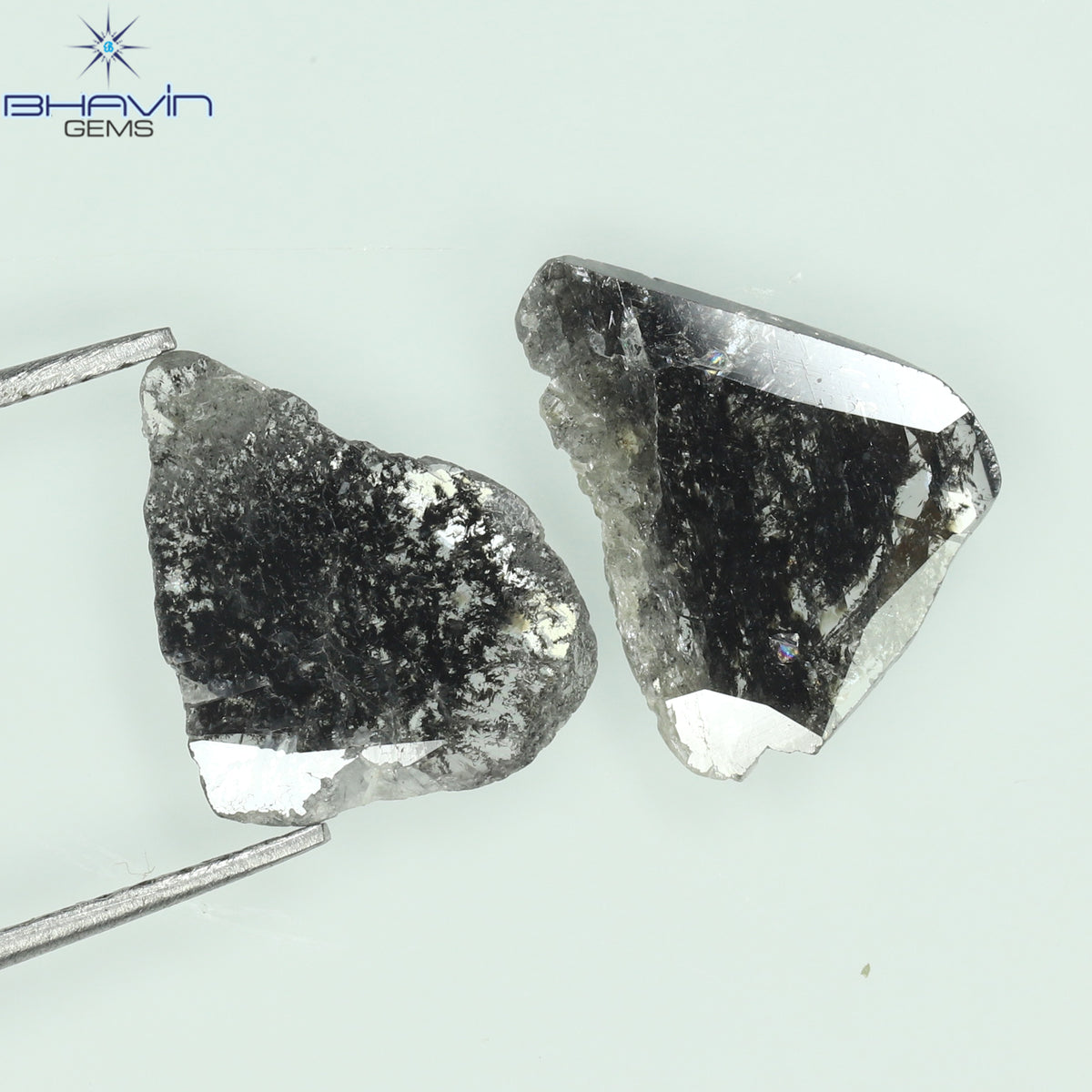 1.47 CT/2 個ミックス シェイプ ナチュラル ダイヤモンド ソルト アンド ペッパー カラー I3 クラリティ (12.40 MM)