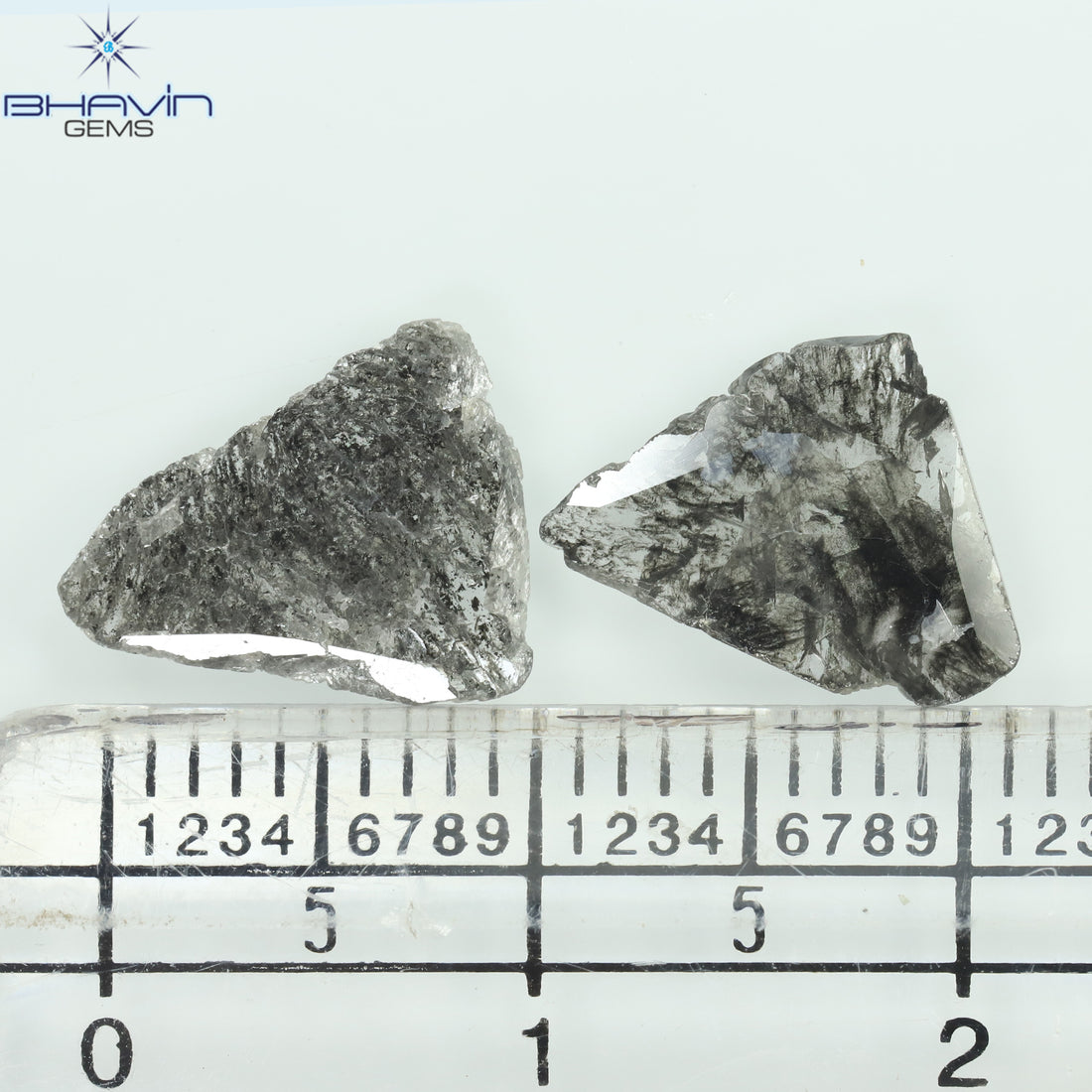 1.47 CT/2 個ミックス シェイプ ナチュラル ダイヤモンド ソルト アンド ペッパー カラー I3 クラリティ (12.40 MM)