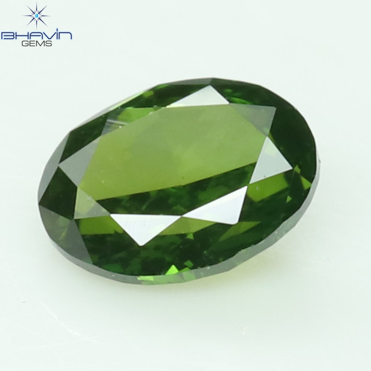 0.15 CT オーバル シェイプ ナチュラル ダイヤモンド グリーン カラー SI1 クラリティ (3.73 MM)
