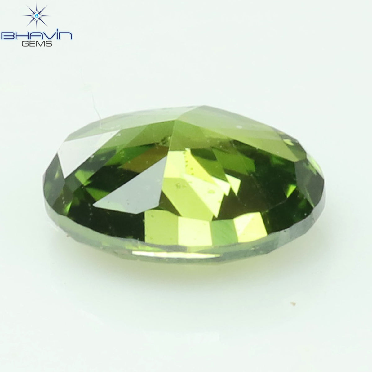 0.15 CT オーバル シェイプ ナチュラル ダイヤモンド グリーン カラー SI1 クラリティ (3.73 MM)