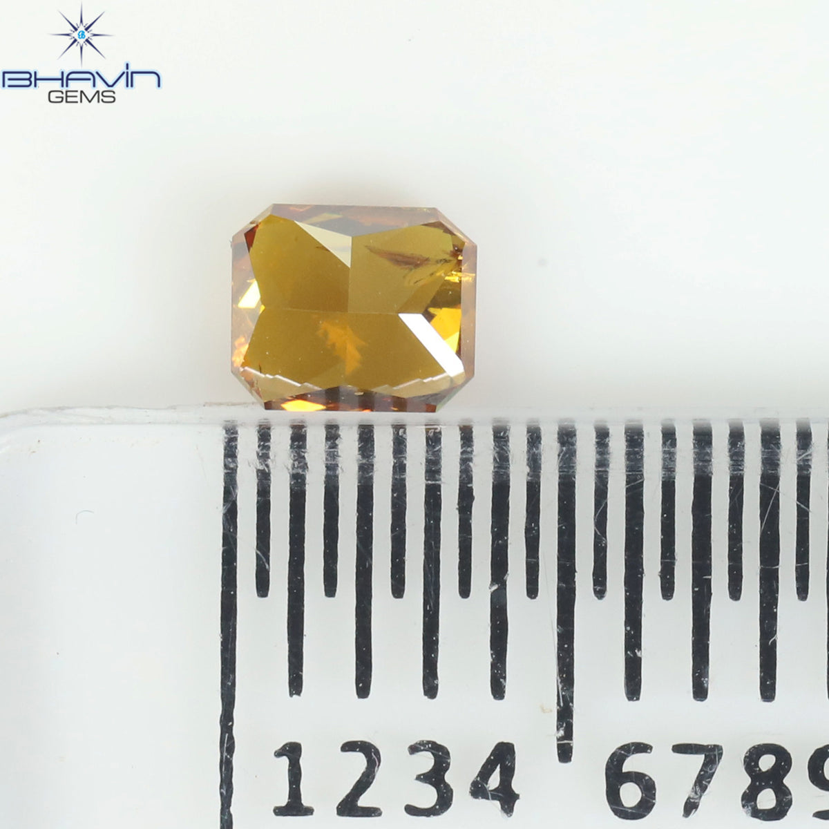 0.22 CT ラディアント シェイプ ナチュラル ダイヤモンド オレンジ イエロー カラー SI1 クラリティ (3.52 MM)