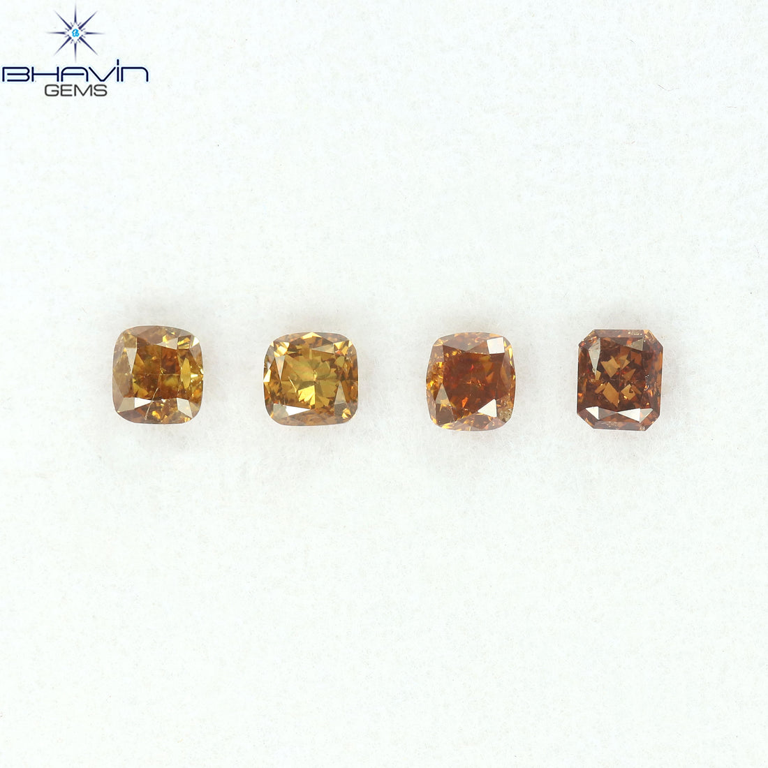 0.95 CT/4 Pcs Natural Mix Diamond Mix Fancy Color Clarity SI (3.53 MM)