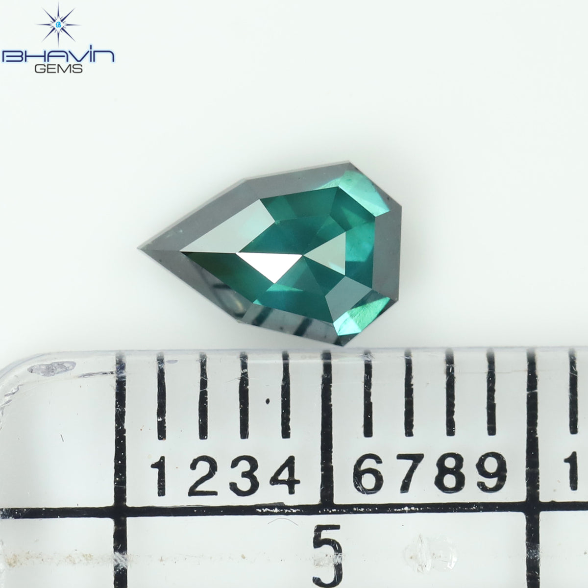 0.58 CT Natural Shield Diamond Enhanced Green Blue Color Clarity VS2 (6.41 MM)