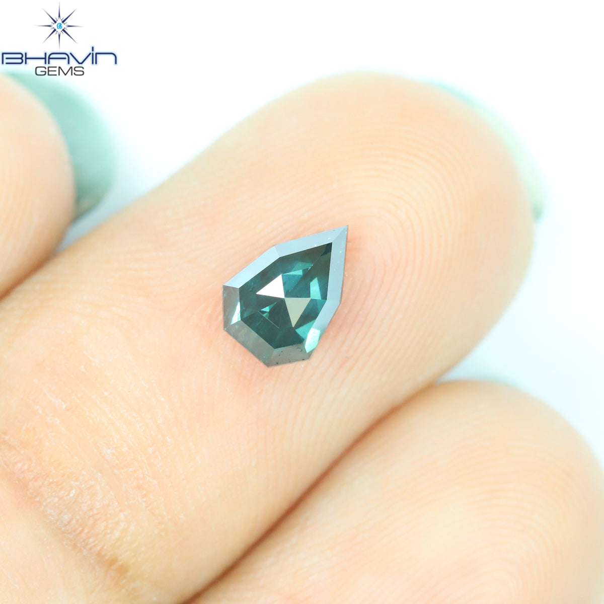 0.58 CT Natural Shield Diamond Enhanced Green Blue Color Clarity VS2 (6.41 MM)