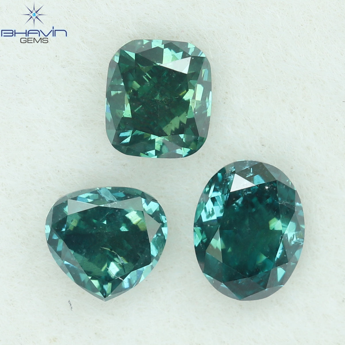 0.34 CT/3 ピース ミックス シェイプ ナチュラル ダイヤモンド グリーン ピンク カラー I1 クラリティ (4.37 MM)