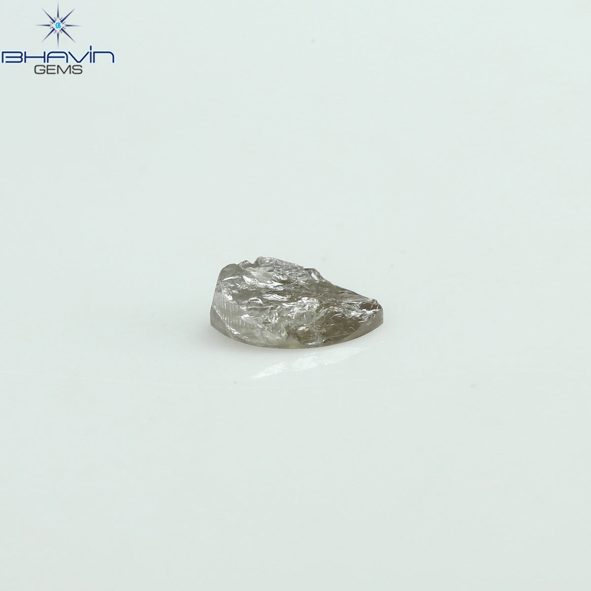 0.21 CT マーキスシェイプ 天然ルースダイヤモンド ピンクカラー I3 クラリティ (5.33 MM)