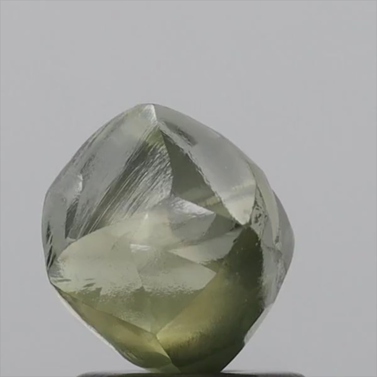 1.94 CT Natural Rough Diamond Enhanced Green Color Clarity SI1 (5.90 MM)