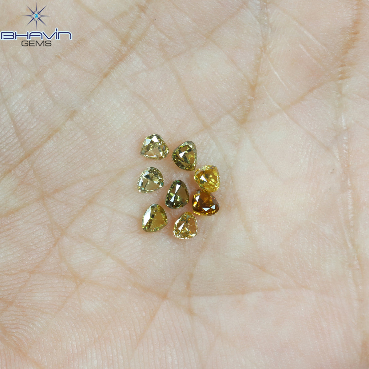 0.84 CT/8 Pcs Natural Heart Diamond Mix Fancy Color Clarity SI (3.20 MM)