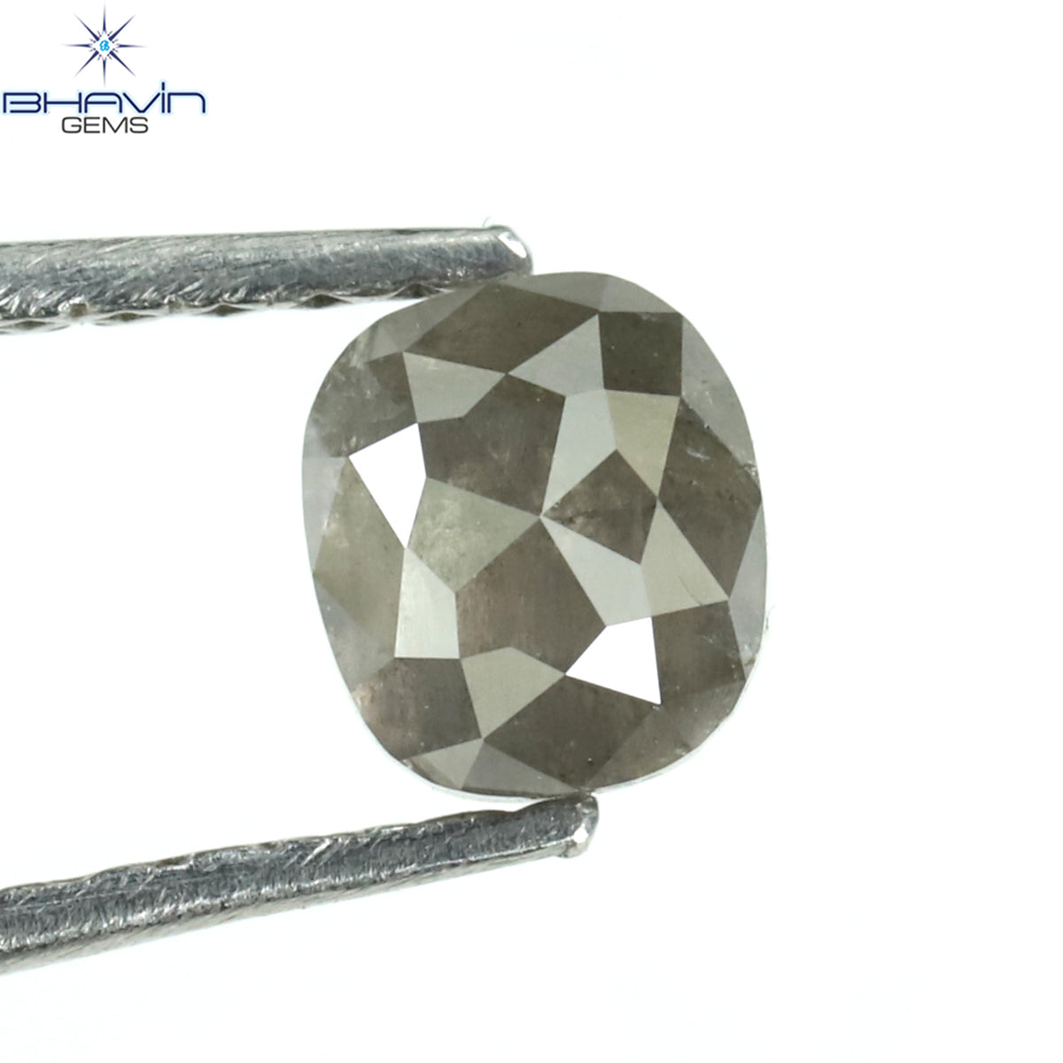 0.78 CT オーバルシェイプ ナチュラル ダイヤモンド ソルト アンド パッパー カラー I3 クラリティ (6.80 MM)