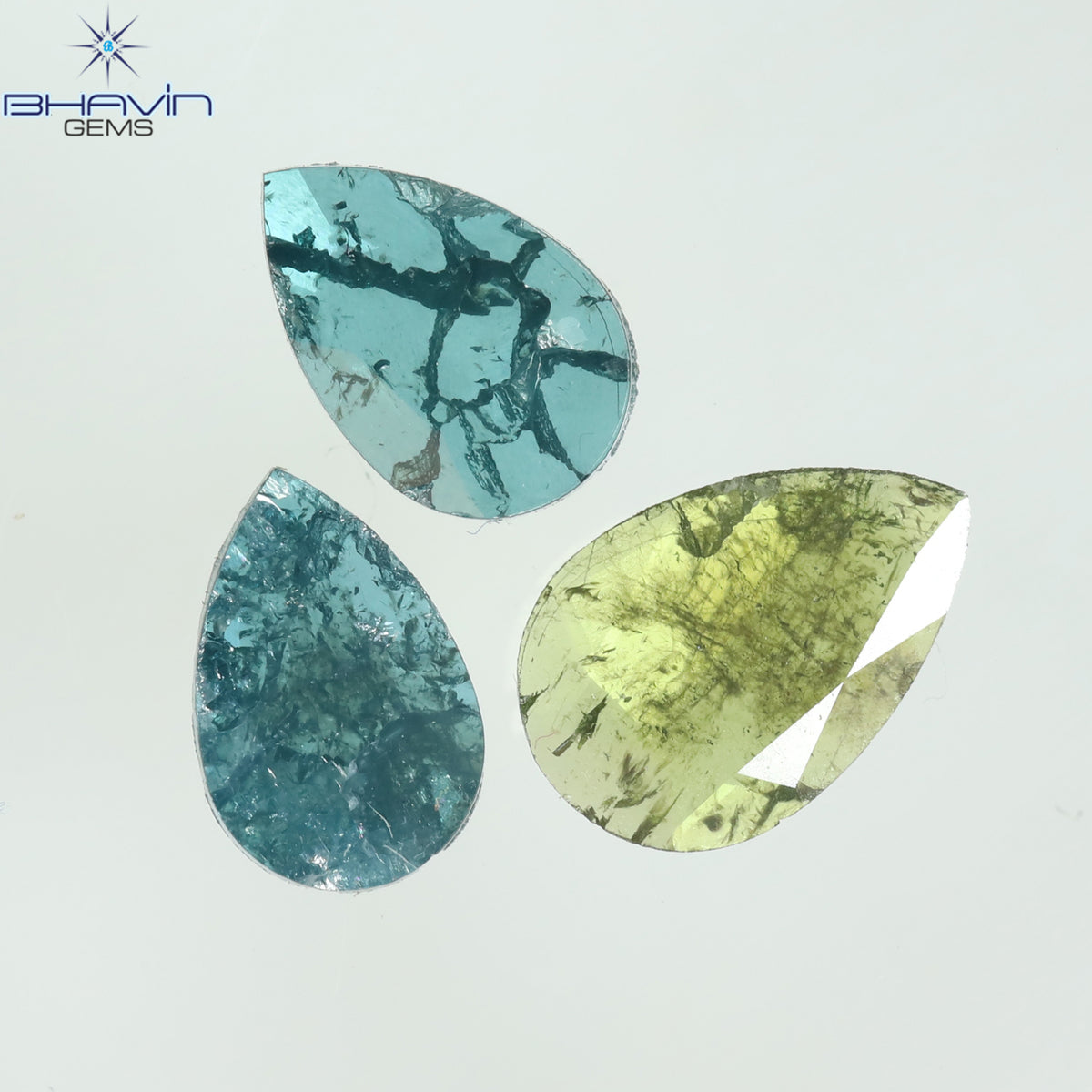 0.71 CT/3 ピース ペアシェイプ ナチュラル ダイヤモンド グリーン ブルー カラー I3 クラリティ (7.04 MM)