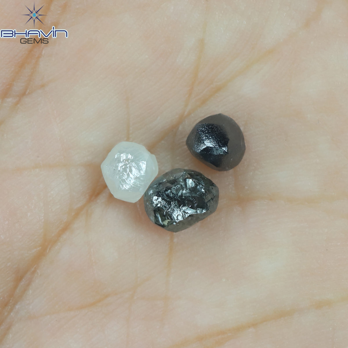 1.68 CT/3 Pcs Natural Rough Diamond Black & White Color Clarity I3 (5.24 MM)