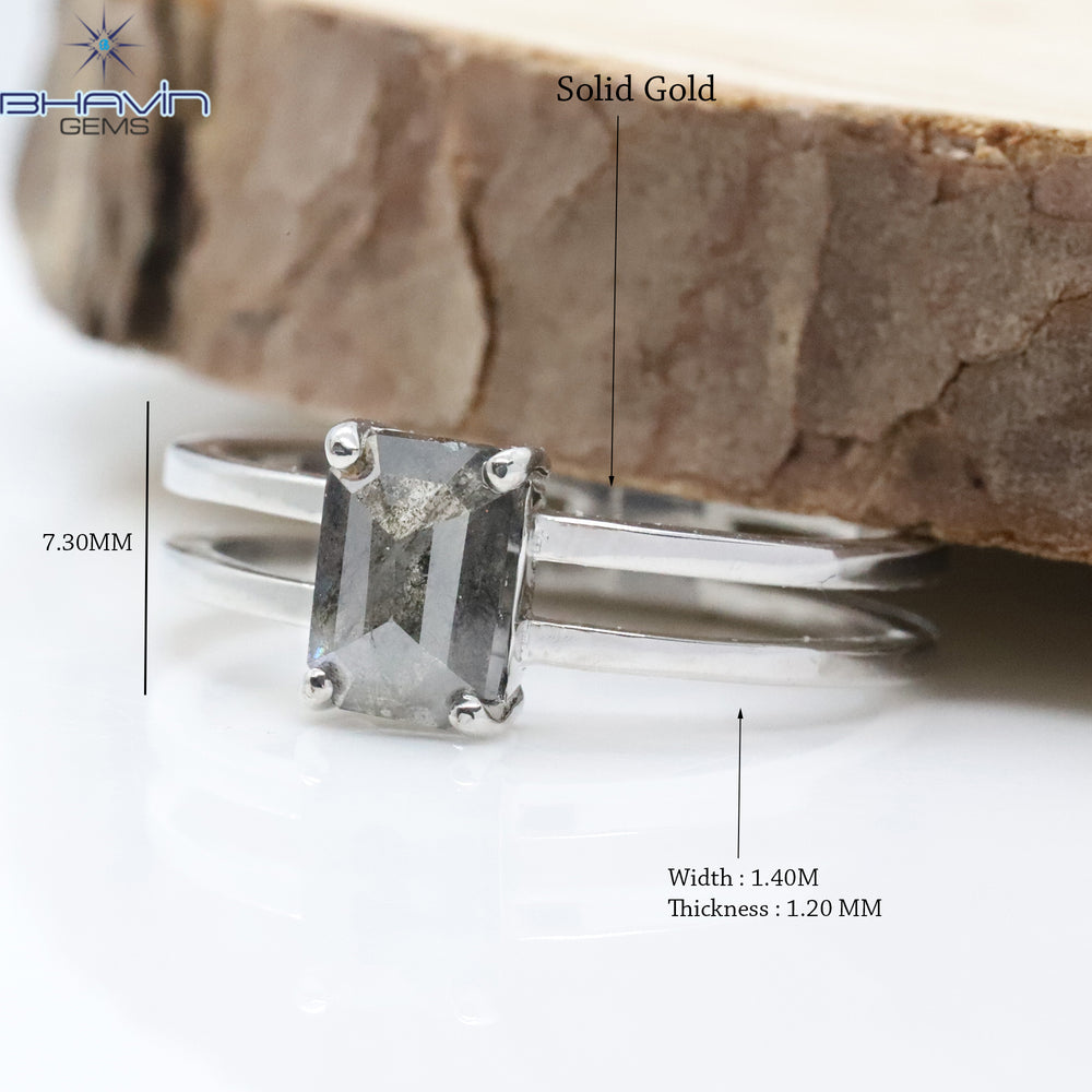 エメラルド ダイヤモンド、ソルト アンド ペッパー ダイヤモンド、天然ダイヤモンド リング、婚約指輪