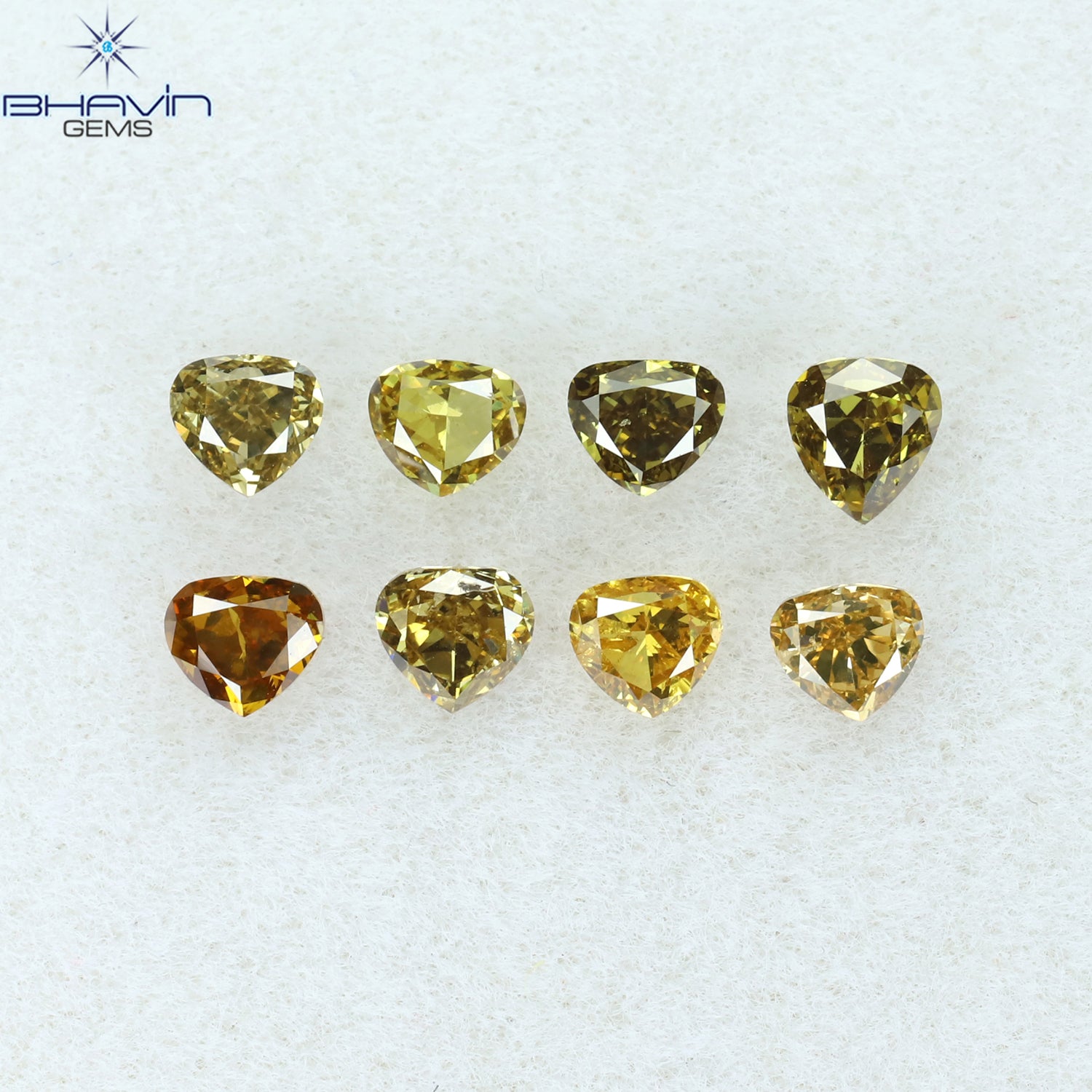 0.84 CT/8 Pcs Heart Shape Natural Diamond Mix Color SI Clarity (3.20 MM)