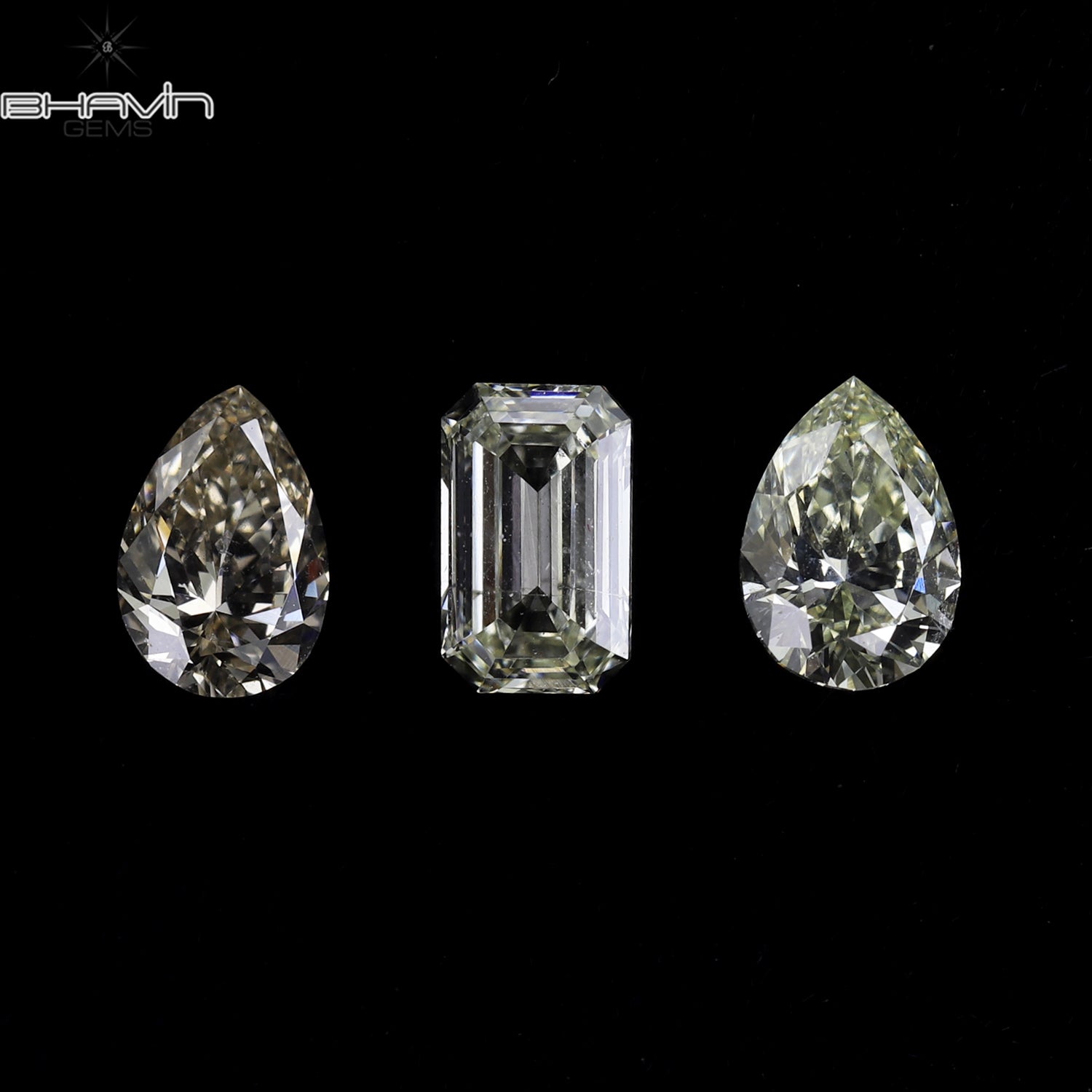 0.59 CT/3 PCS Pear-Emerald Shape Natural Diamond White Color VS-SI Clarity (4.77 MM)