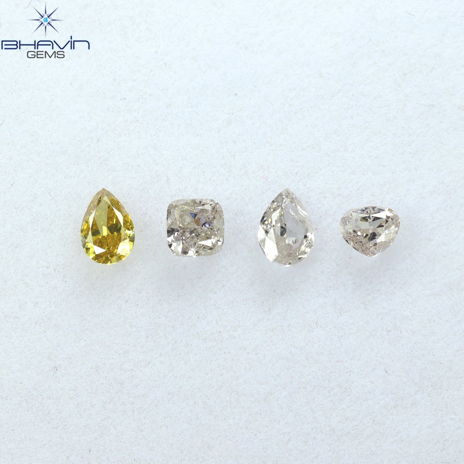 0.60 CT/4 ピース ミックス シェイプ ナチュラル ダイヤモンド ミックス カラー SI クラリティ (4.21 MM)