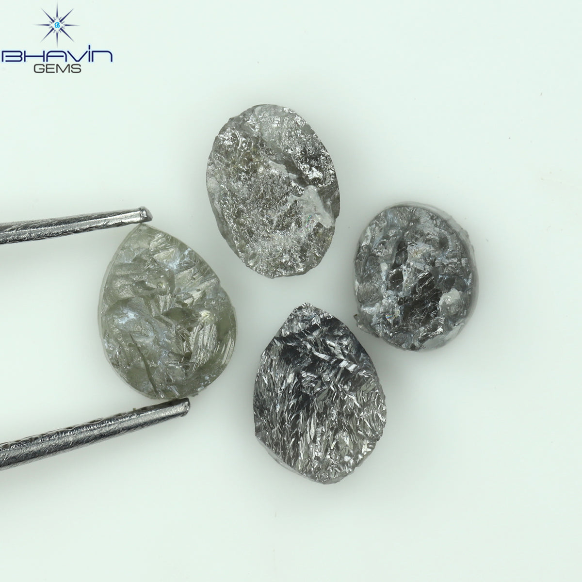 1.05 CT、ノーカット ポルキ シェイプ、天然ダイヤモンド、ブルー カラー、I3 クラリティ (5.42 MM)
