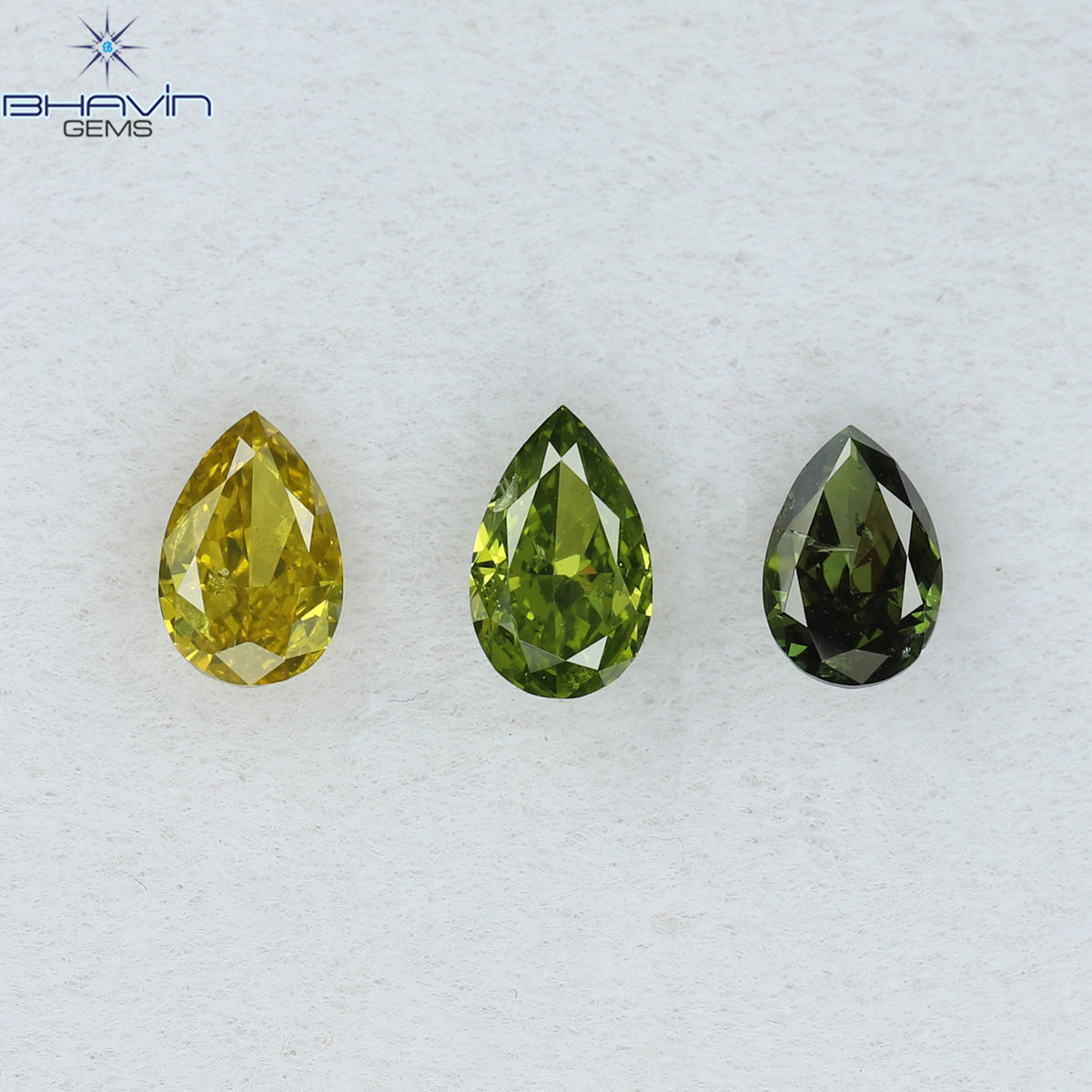 0.41 CT/3 Pcs Natural Pear Diamond Enhanced Green Yellow Color Clarity SI (4.21 MM)