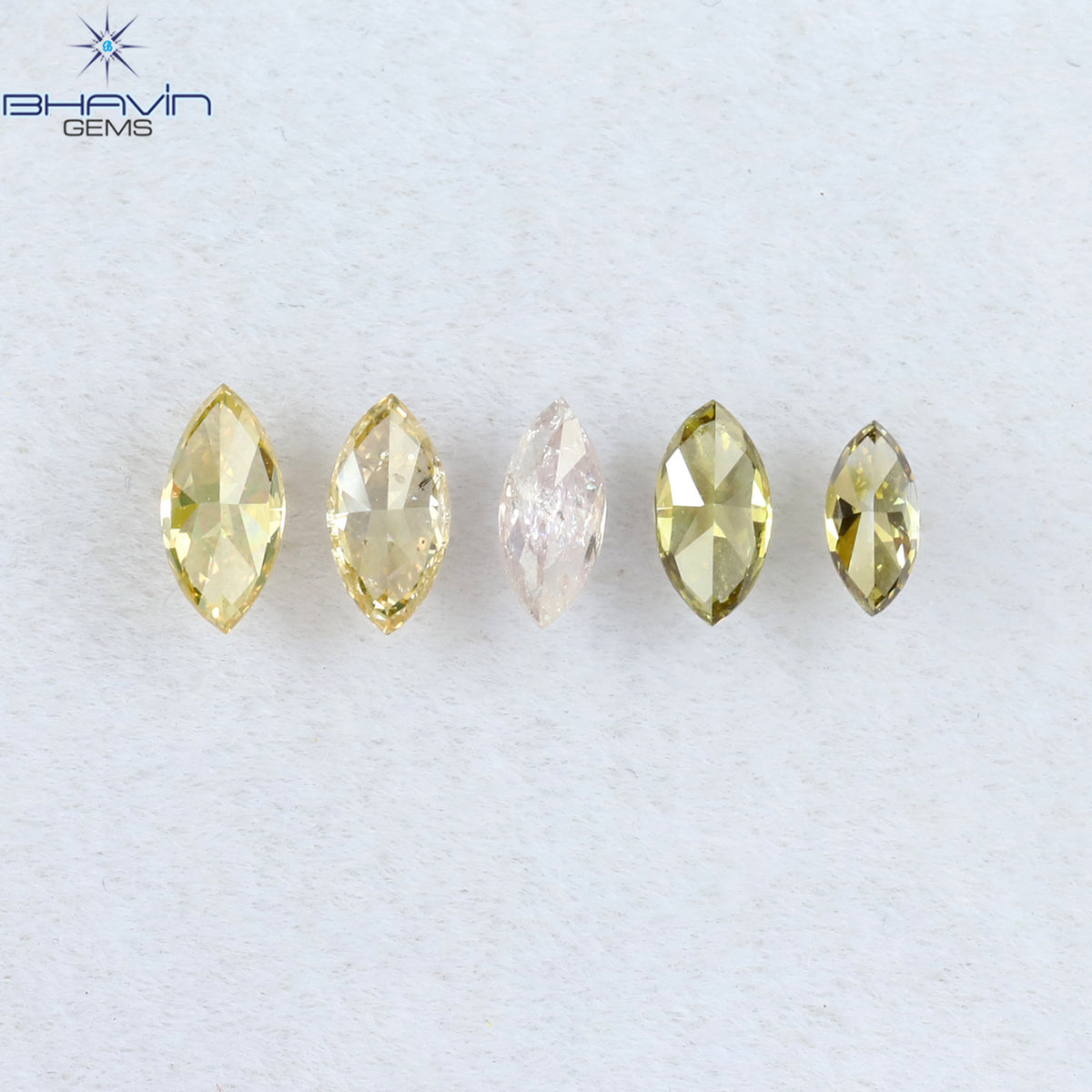 0.05 CT クッションシェイプ 天然ダイヤモンド ピンク色 VS1 クラリティ (2.06 MM)