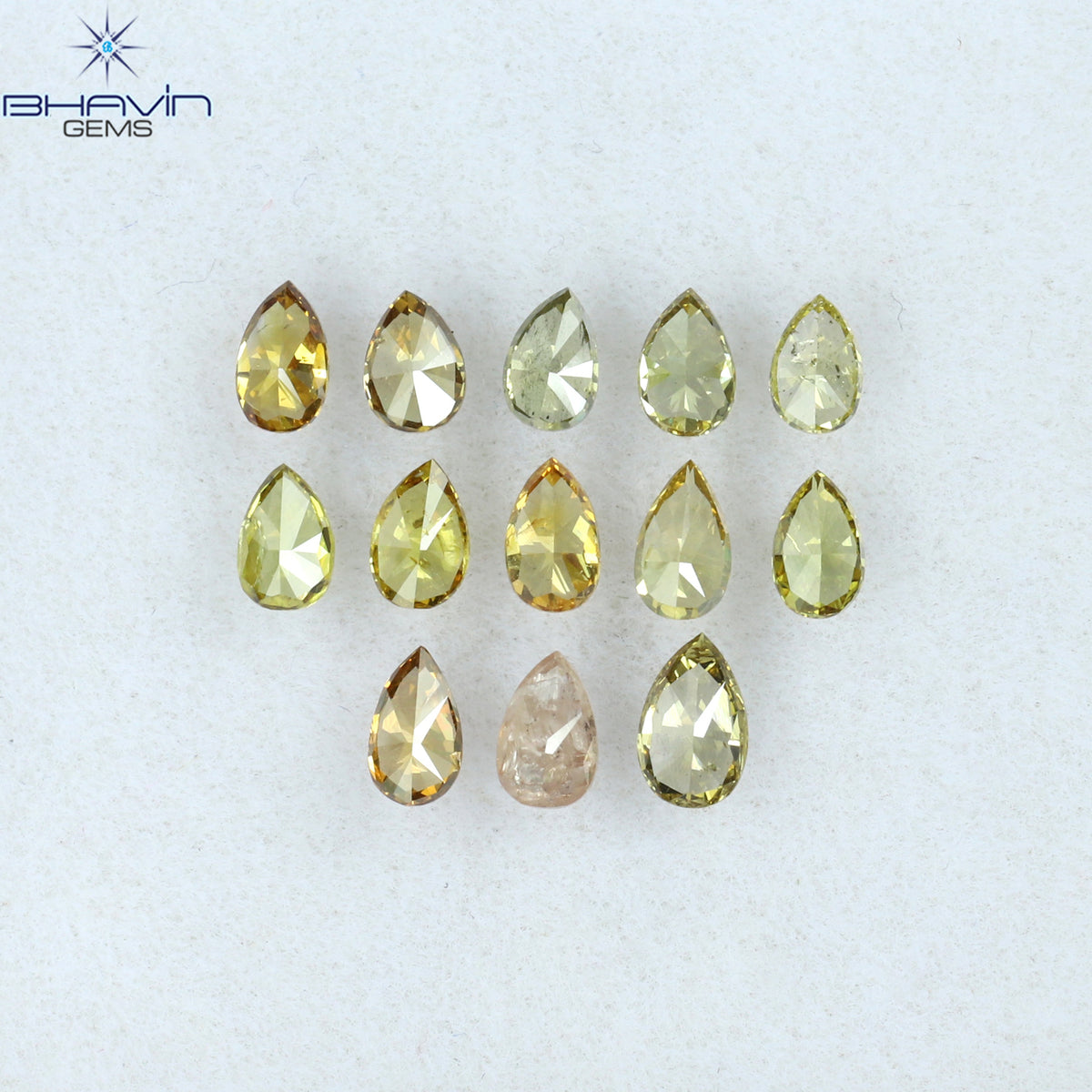 0.12 CT ペアシェイプ ナチュラル ダイヤモンド ブラウン カラー VS1 クラリティ (5.61 MM)