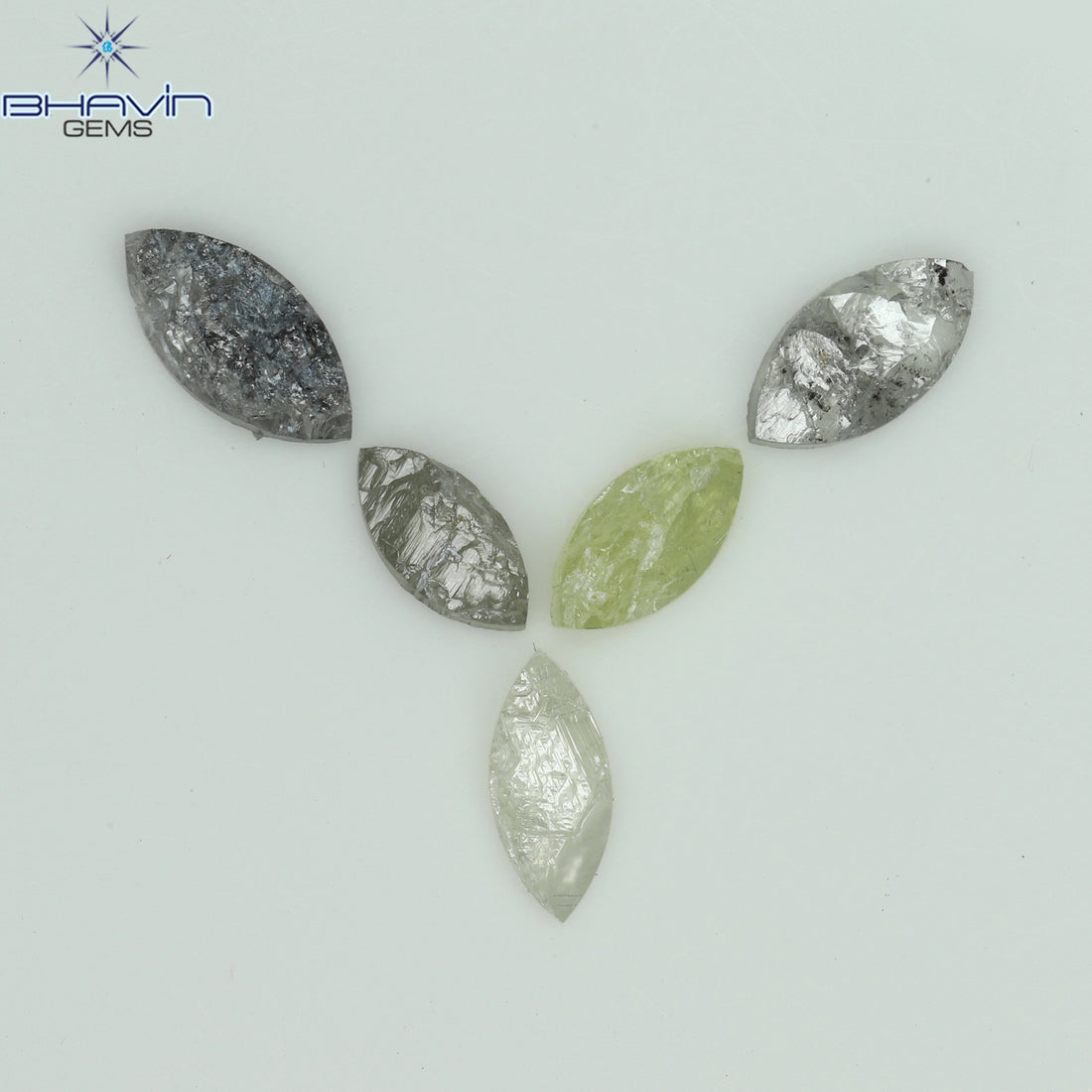 1.05 CT、ノーカット ポルキ シェイプ、天然ダイヤモンド、ブルー カラー、I3 クラリティ (5.42 MM)