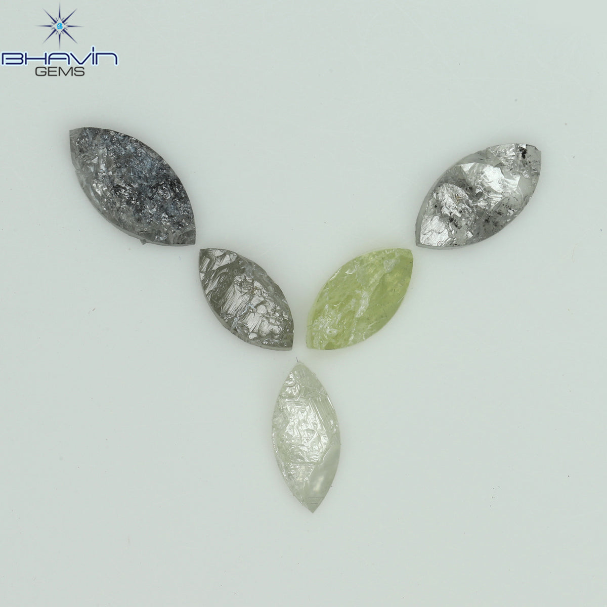 1.05 CT、ノーカット ポルキ シェイプ、天然ダイヤモンド、ブルー カラー、I3 クラリティ (5.42 MM)