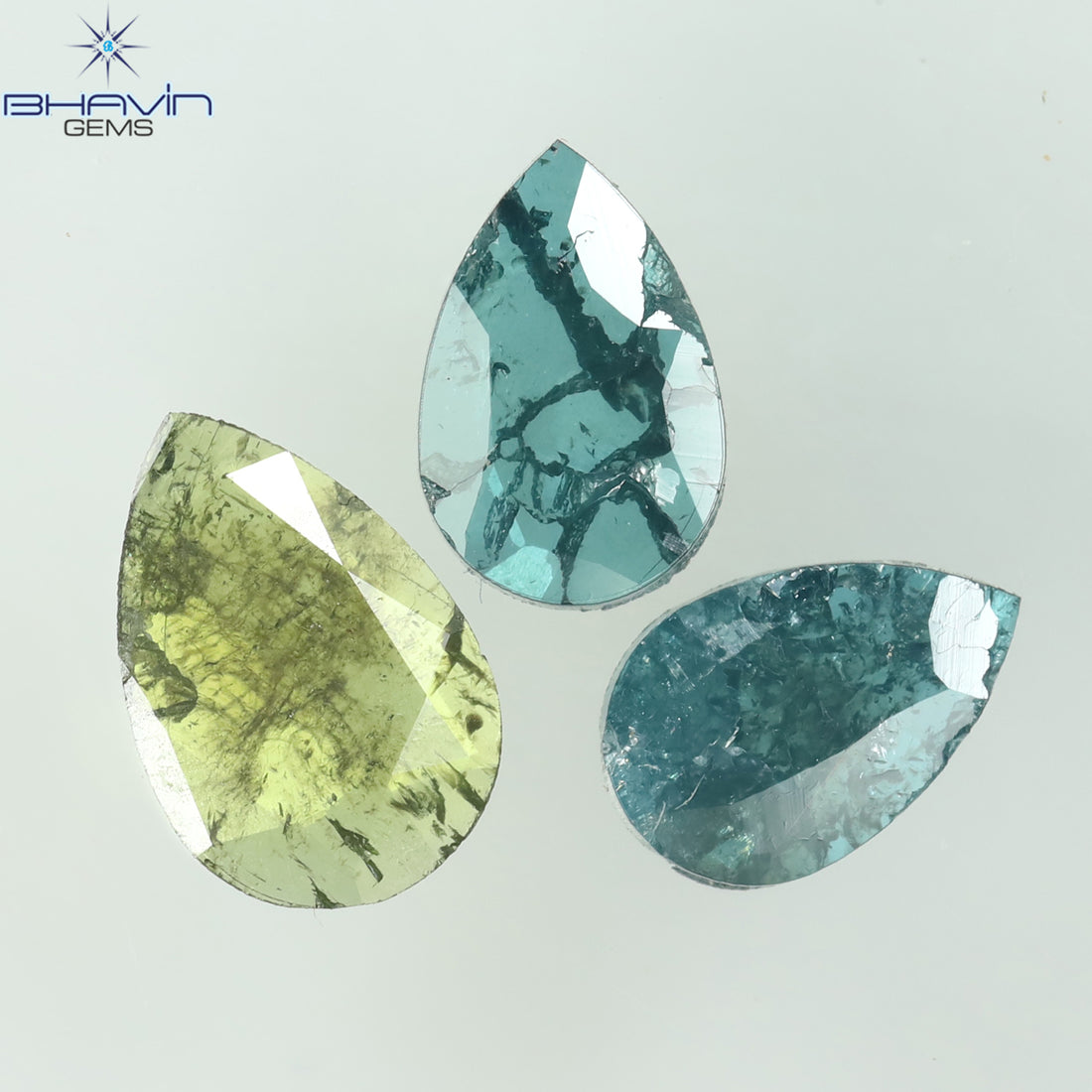 0.71 CT/3 Pcs Natural Pear Diamond Enhanced Green Blue Color Clarity I3 (7.04 MM)