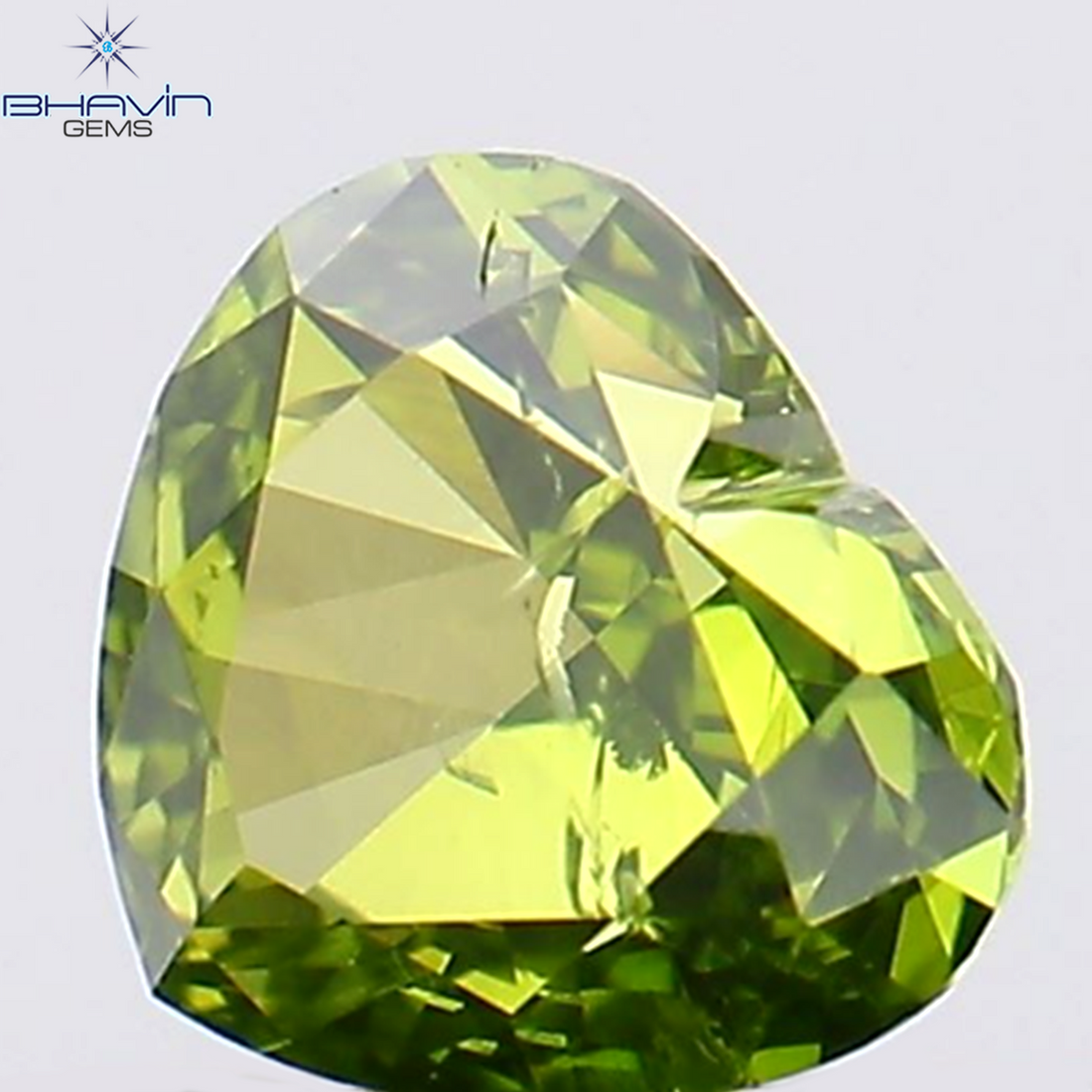 0.30 CT ハート シェイプ ナチュラル ダイヤモンド グリーン カラー SI2 クラリティ (5.67 MM)