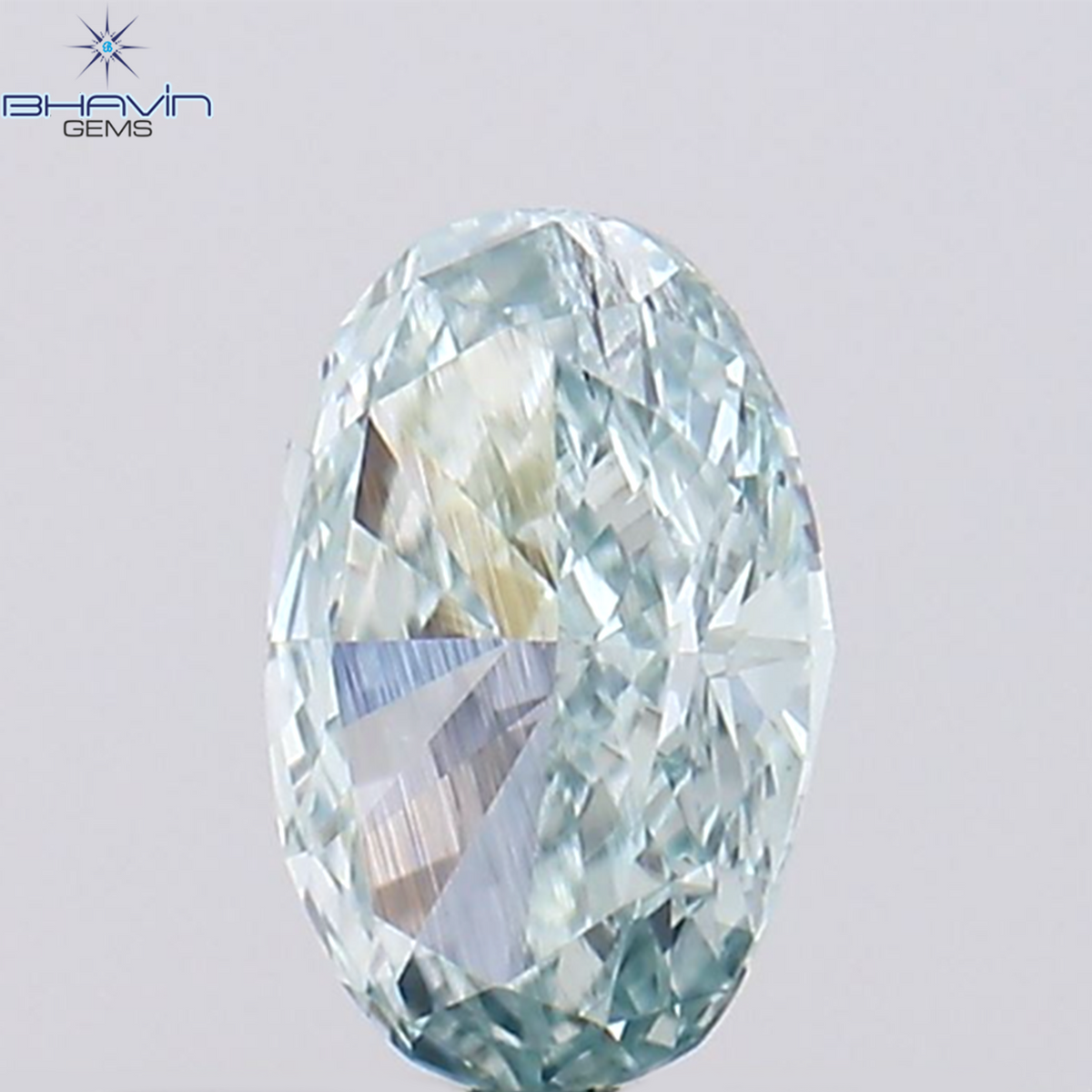 0.37 CT オーバル シェイプ ナチュラル ダイヤモンド グリーンがかったブルー カラー SI1 クラリティ (5.36 MM)