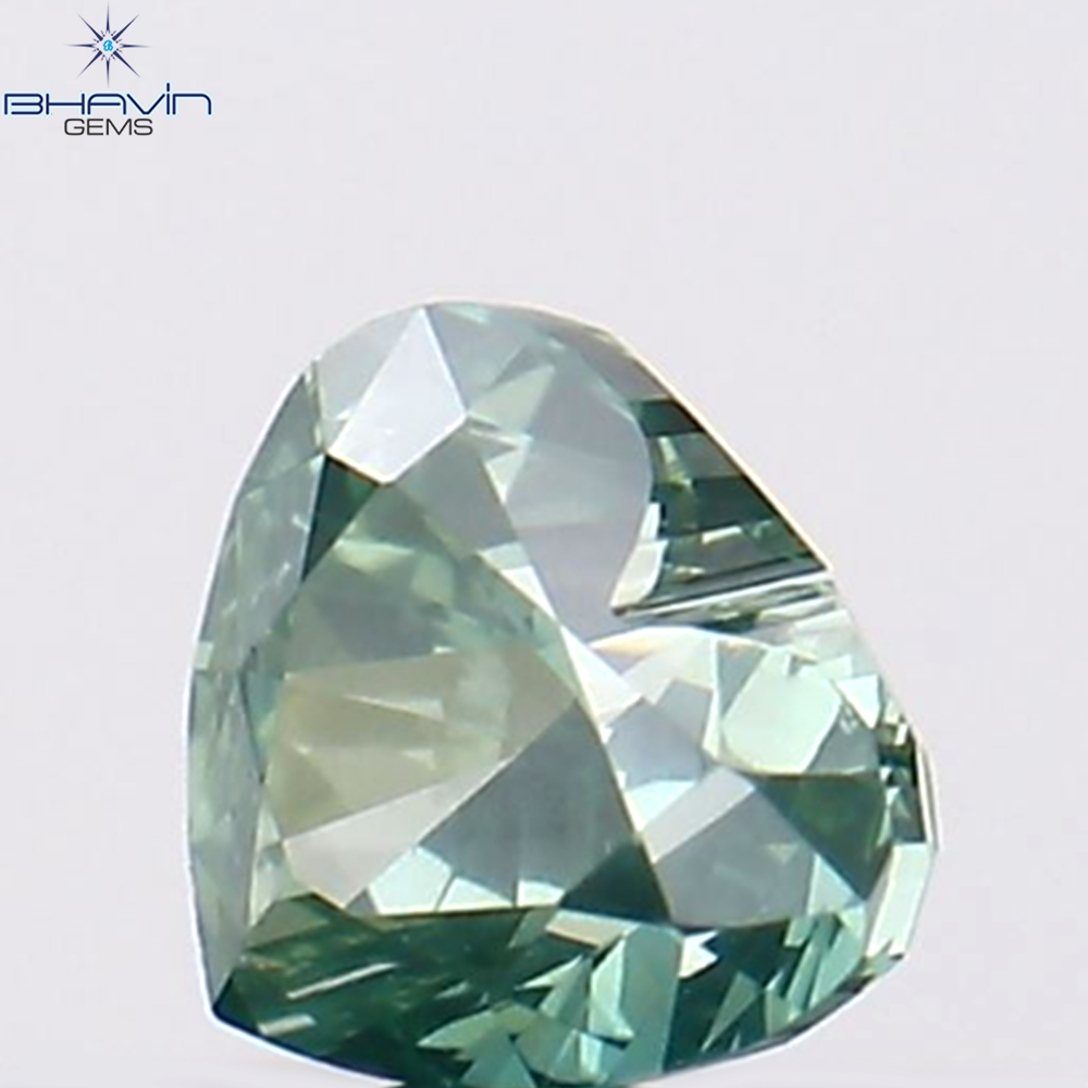 0.15 CT ハート シェイプ ナチュラル ダイヤモンド グリーン カラー VS1 クラリティ (3.26 MM)