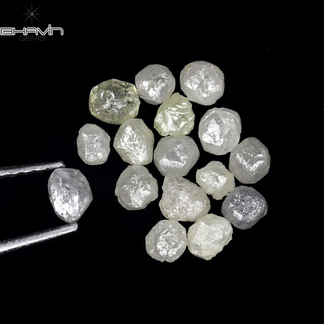 3.07 CT/16 Pcs Natural Rough Diamond White Color Clarity I3 (3.05 MM)