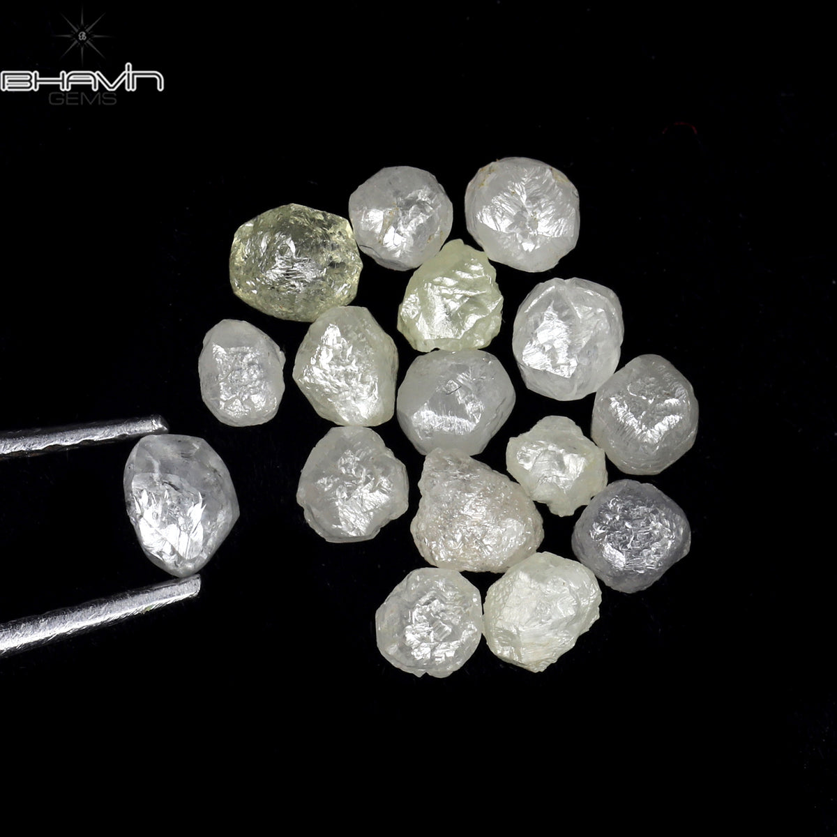 3.07 CT/16 Pcs Natural Rough Diamond White Color Clarity I3 (3.05 MM)