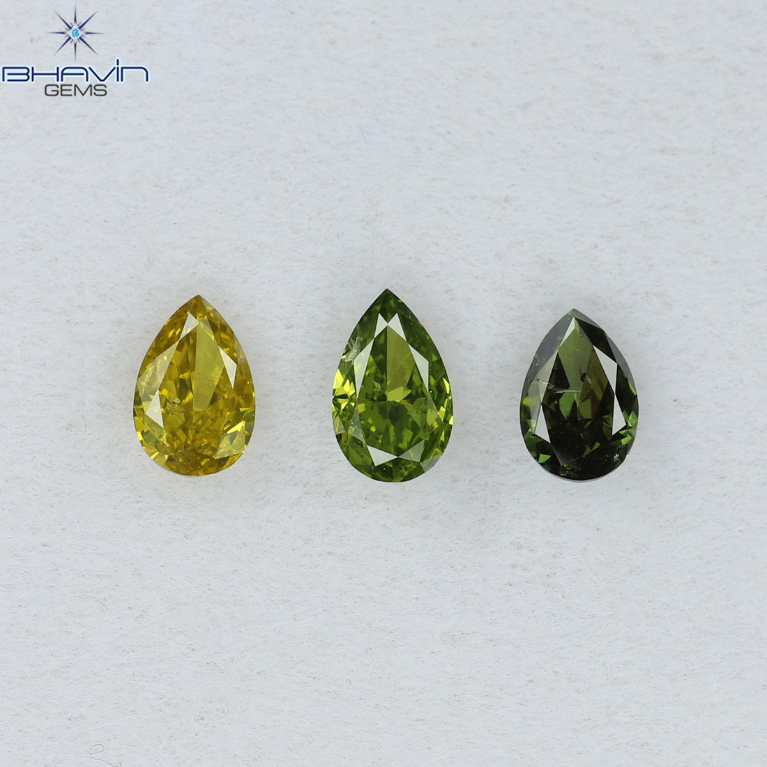 0.41 CT/3 Pcs Natural Pear Diamond Enhanced Green Yellow Color Clarity SI (4.21 MM)