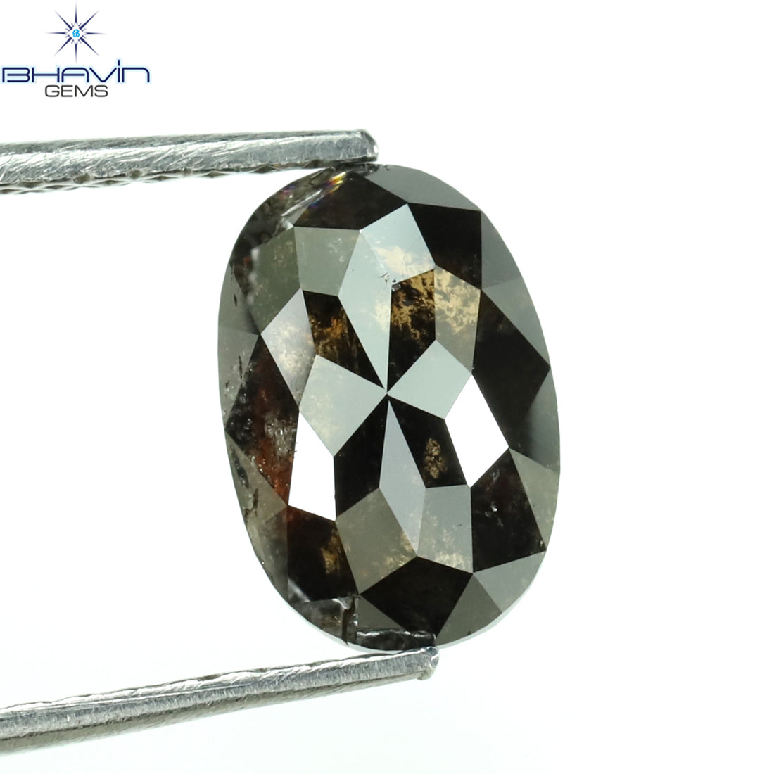 0.36 CT オーバルシェイプ ナチュラル ダイヤモンド ソルト アンド パッパー カラー I3 クラリティ (4.66 MM)