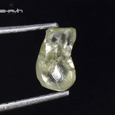 0.71 CT ラフシェイプ ナチュラル ダイヤモンド イエロー カラー SI2 クラリティ (6.15 MM)
