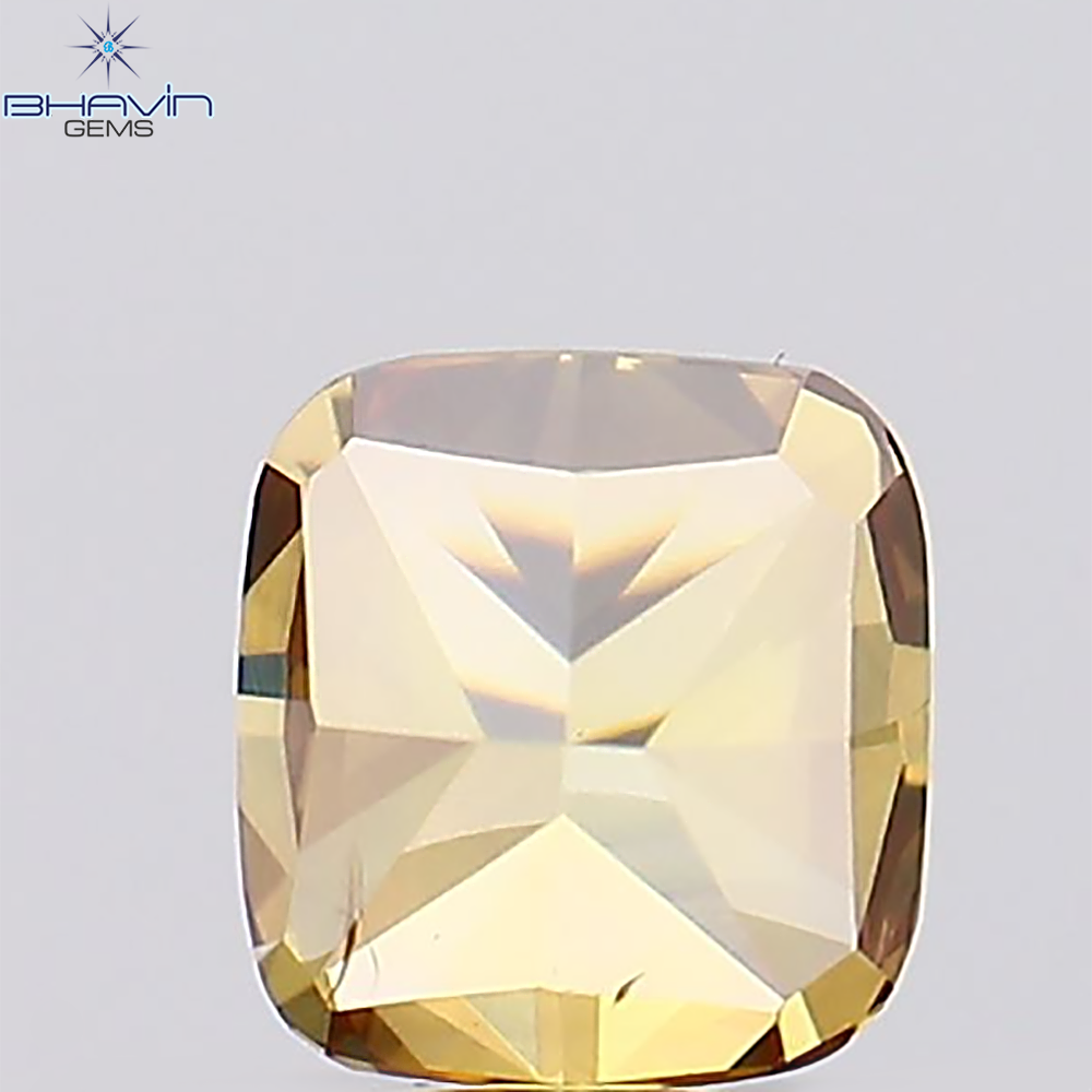 0.38 CT、クッション ダイヤモンド、ピンクがかったブラウン色、クラリティ VS1 (4.02 MM)
