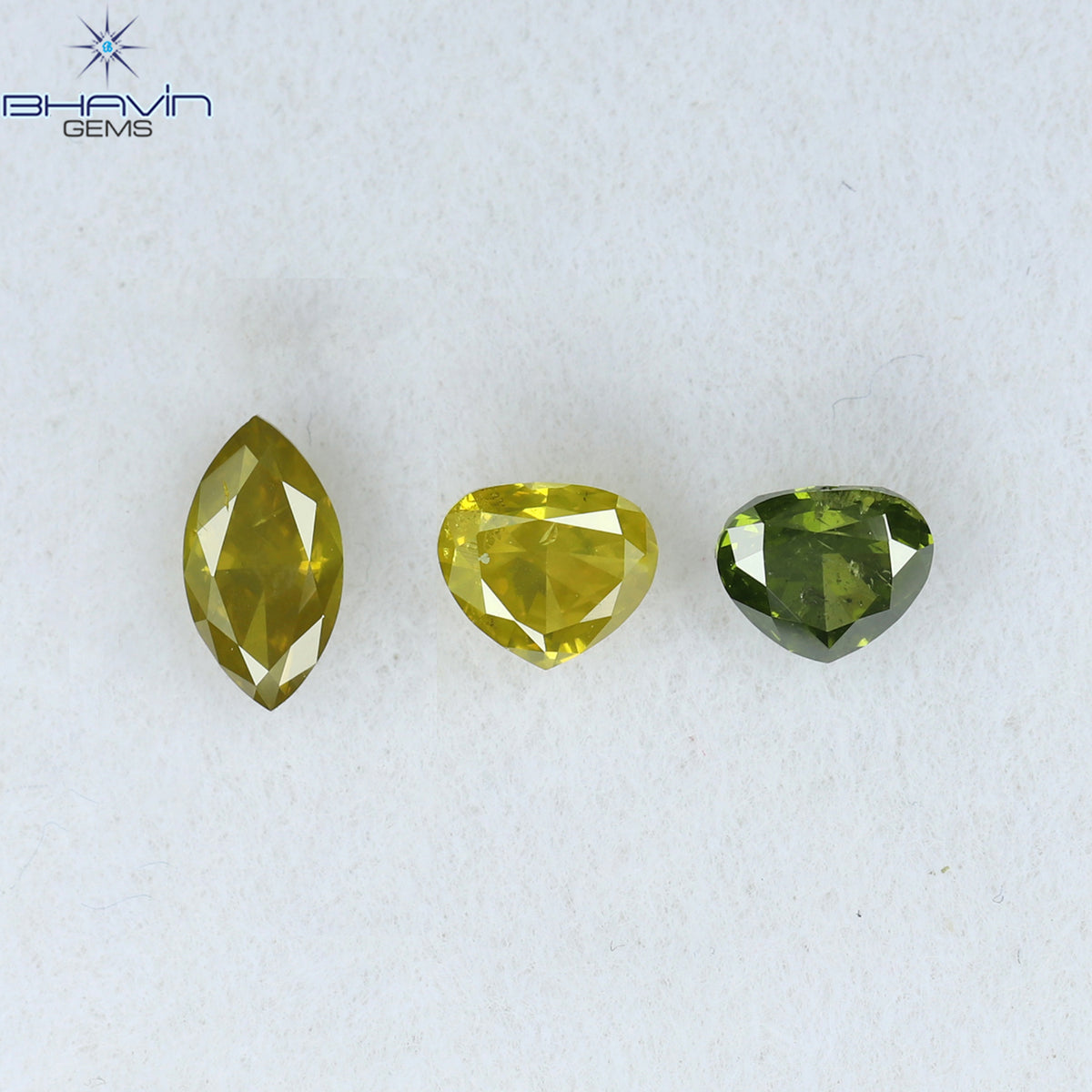 0.66 CT/3 ピース ミックス シェイプ ナチュラル ダイヤモンド イエロー グリーン カラー SI2 クラリティ (5.38 MM)