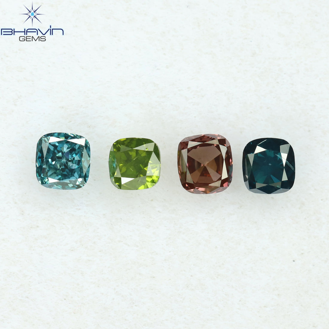 0.42 CT/4 Pcs Natural Cushion Diamond Enhanced Mix Fancy Color Clarity SI1 (2.72 MM)