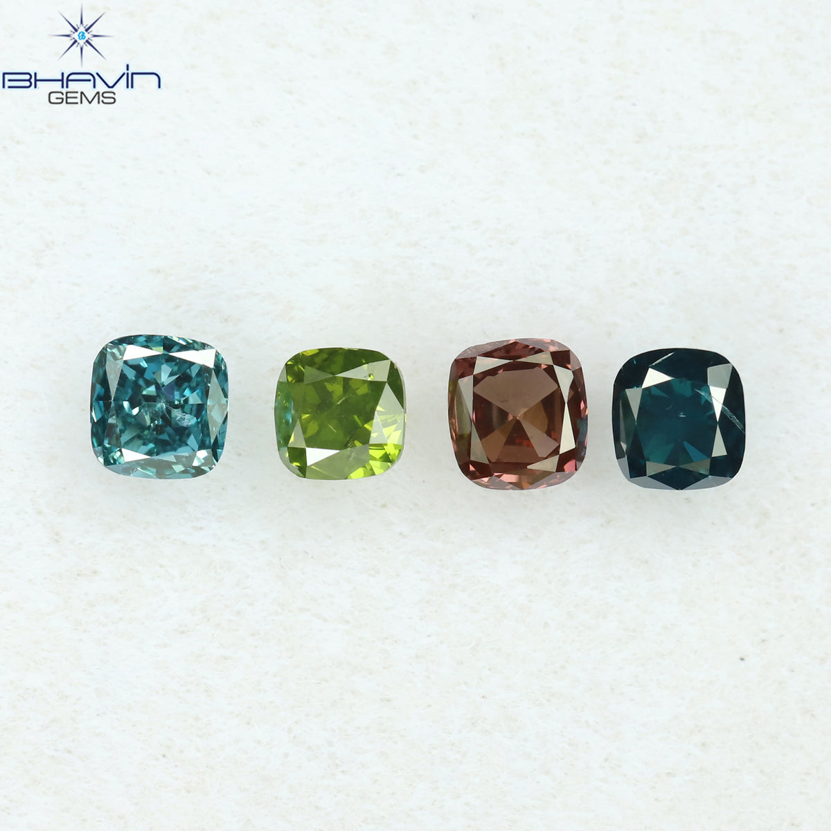 0.42 CT/4 Pcs Natural Cushion Diamond Enhanced Mix Fancy Color Clarity SI1 (2.72 MM)