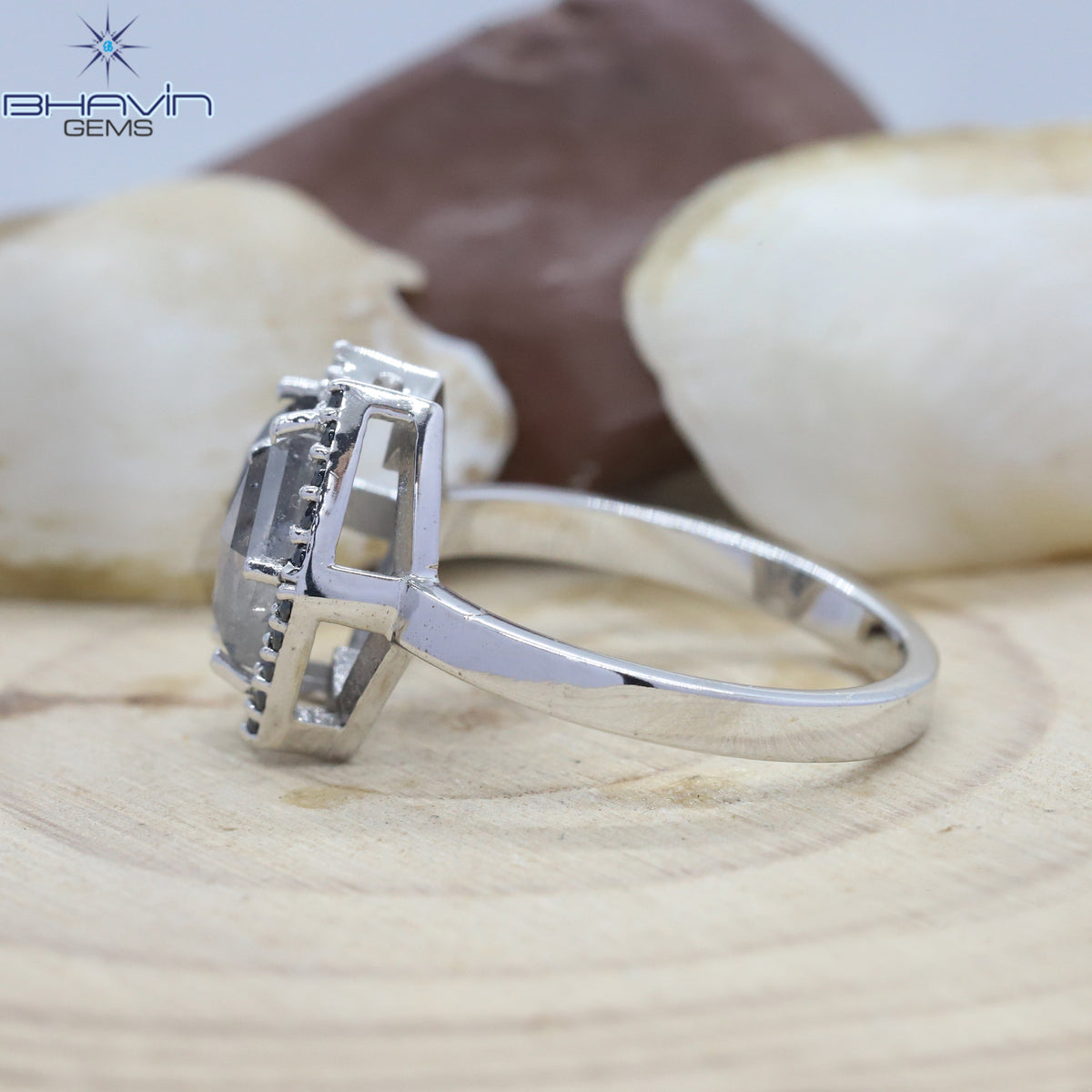 Geometric Salt & Pepper Twin Shield Ring