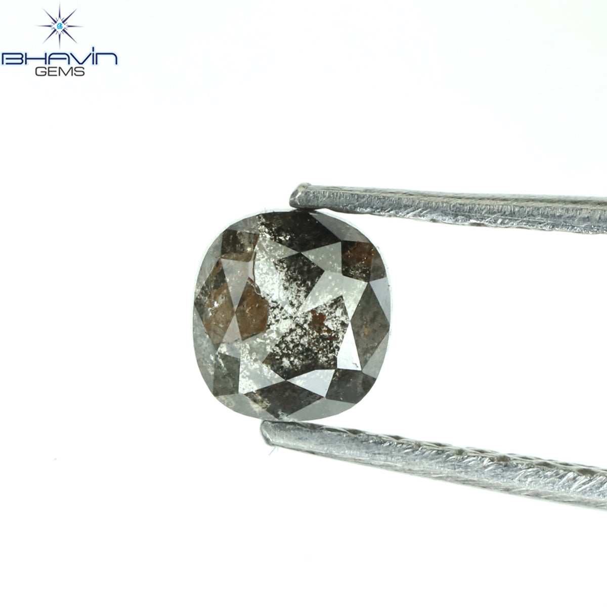 1.06 CT クッション シェイプ ソルト アンド ペッパー カラー ダイヤモンド クラリティ I3 (5.46 MM)