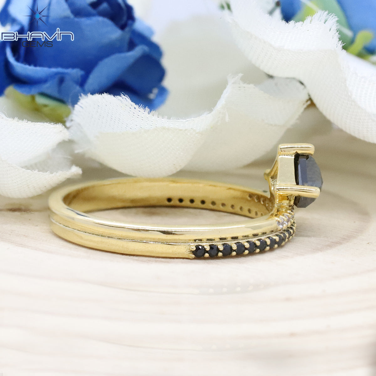 Natural Pentagon Shape Diamond Ring Set with Matching Band