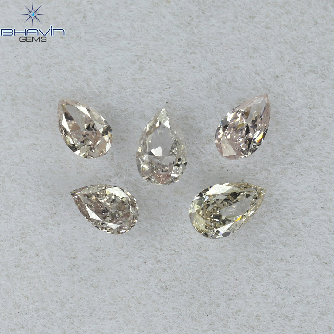 0.61 CT/6 ピース ペアシェイプ ナチュラル ダイヤモンド ミックス カラー VS2 クラリティ (3.97 MM)