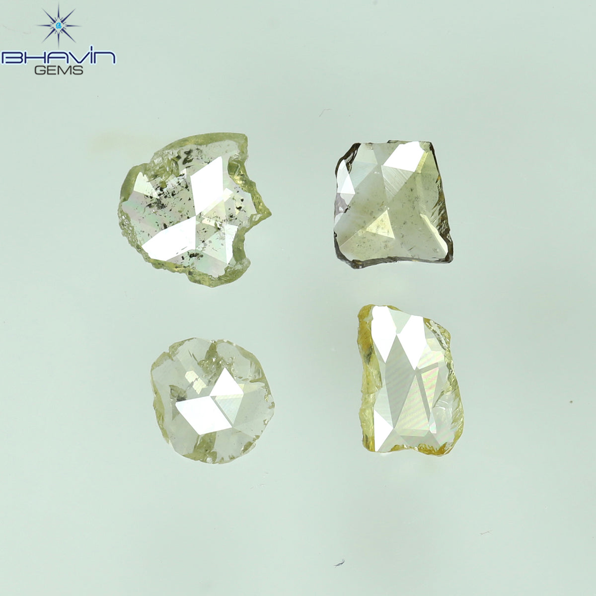 0.51 CT/4 ピース ローズカット ポルキ シェイプ ナチュラル ダイヤモンド ファンシー カラー I2 クラリティ (4.76 MM)