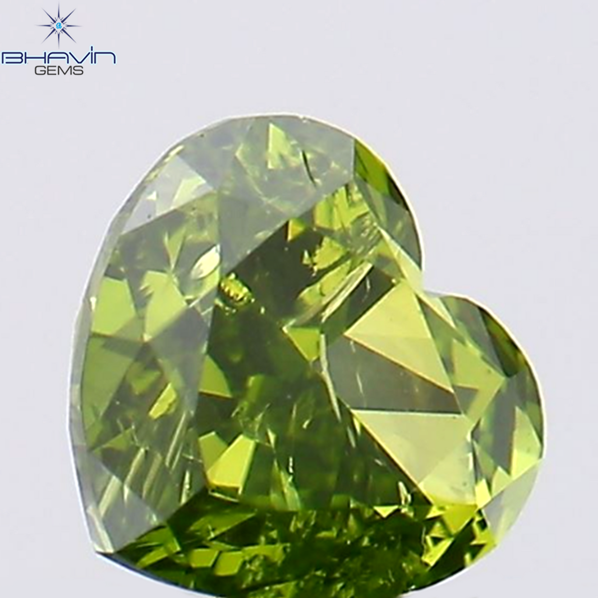 0.30 CT ハート シェイプ ナチュラル ダイヤモンド グリーン カラー SI2 クラリティ (5.67 MM)