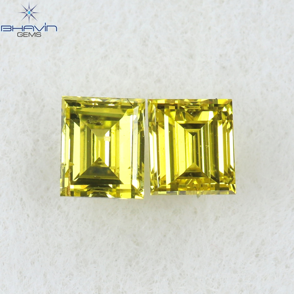 0.22 CT/2 Pcs Natural Square Cut Diamond Enhanced Yellow Color Clarity VS2 (2.69 MM)