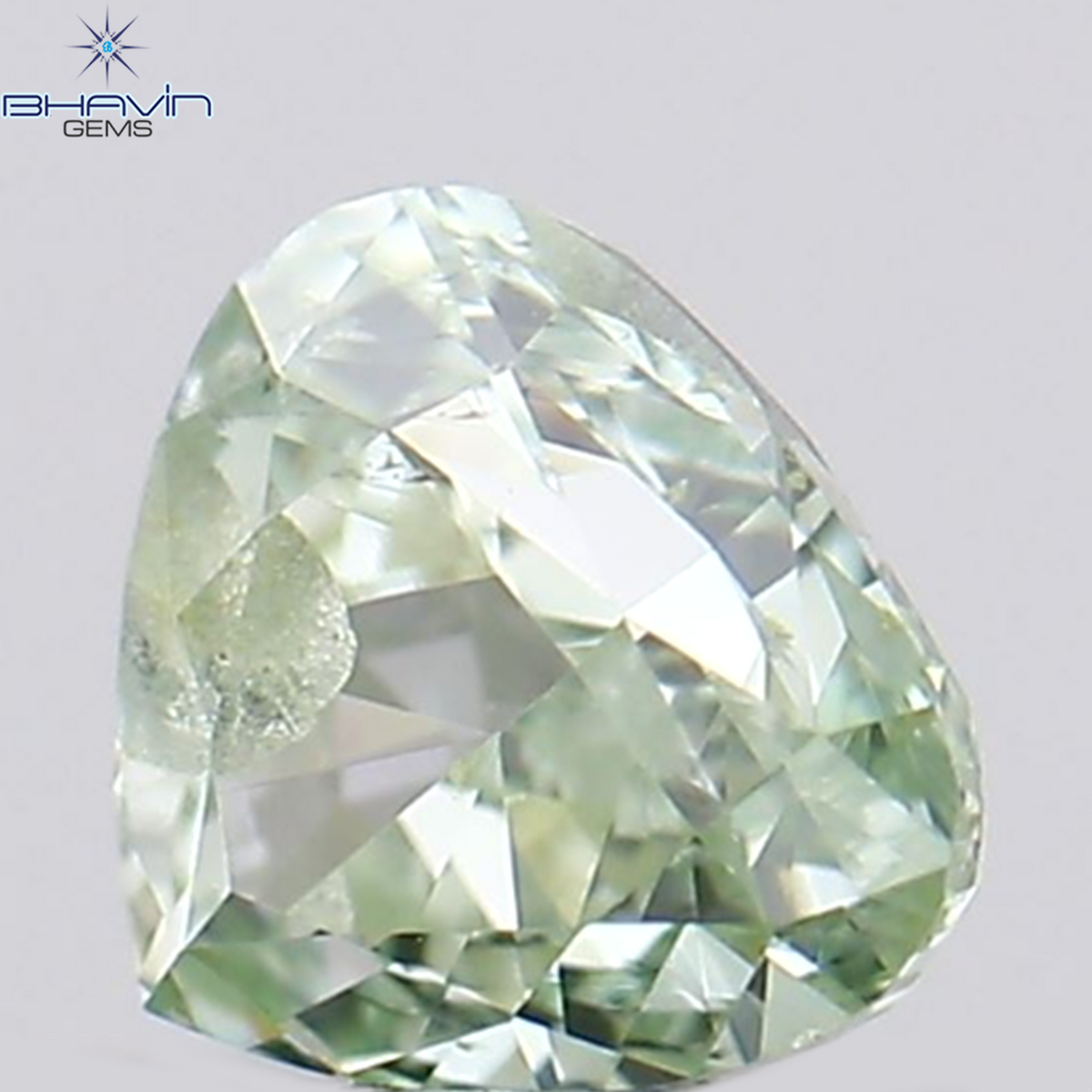 0.24 CT ハート シェイプ ナチュラル ダイヤモンド グリーン カラー SI1 クラリティ (4.11 MM)