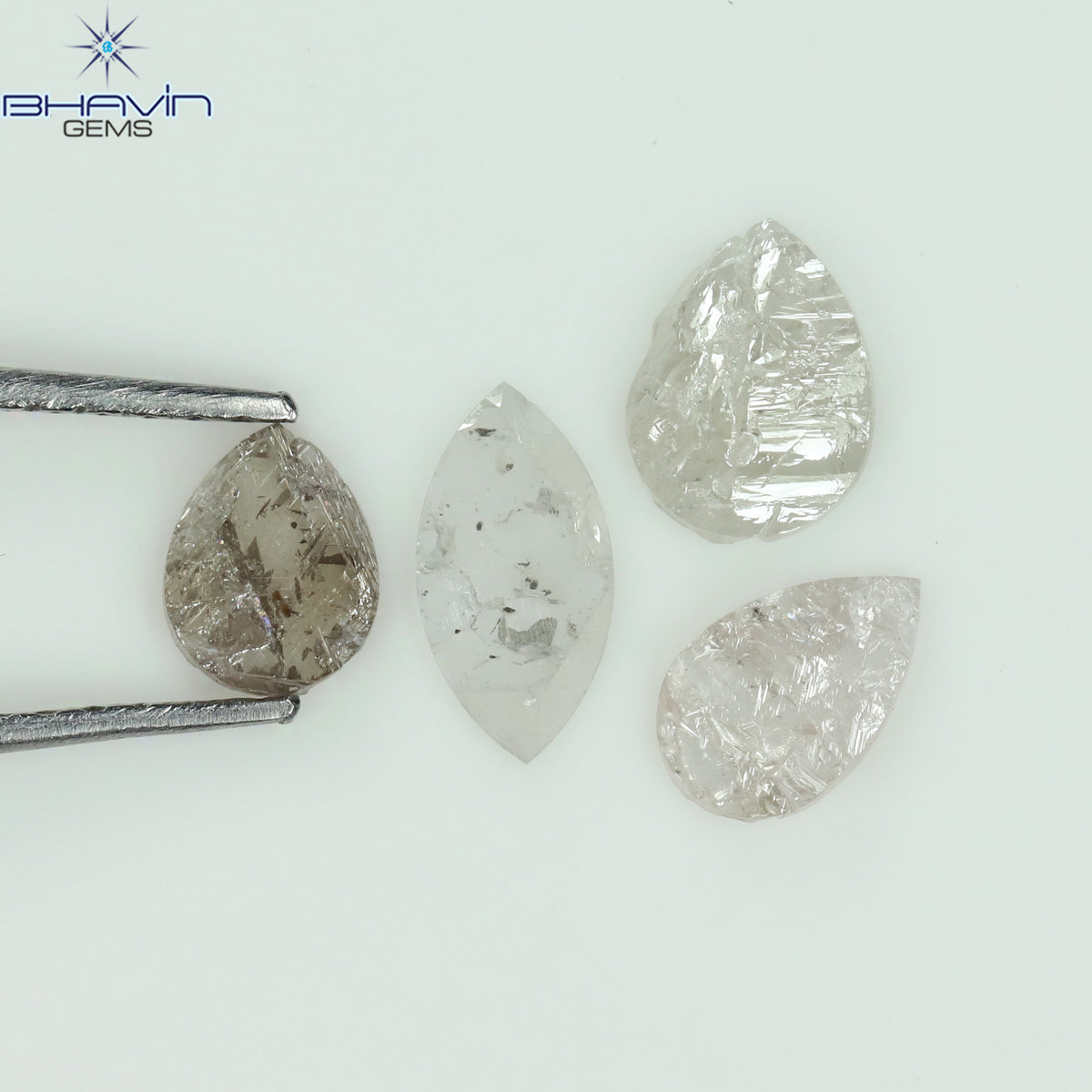 1.05 CT、ノーカット ポルキ シェイプ、天然ダイヤモンド、ブルー カラー、I3 クラリティ (5.42 MM)